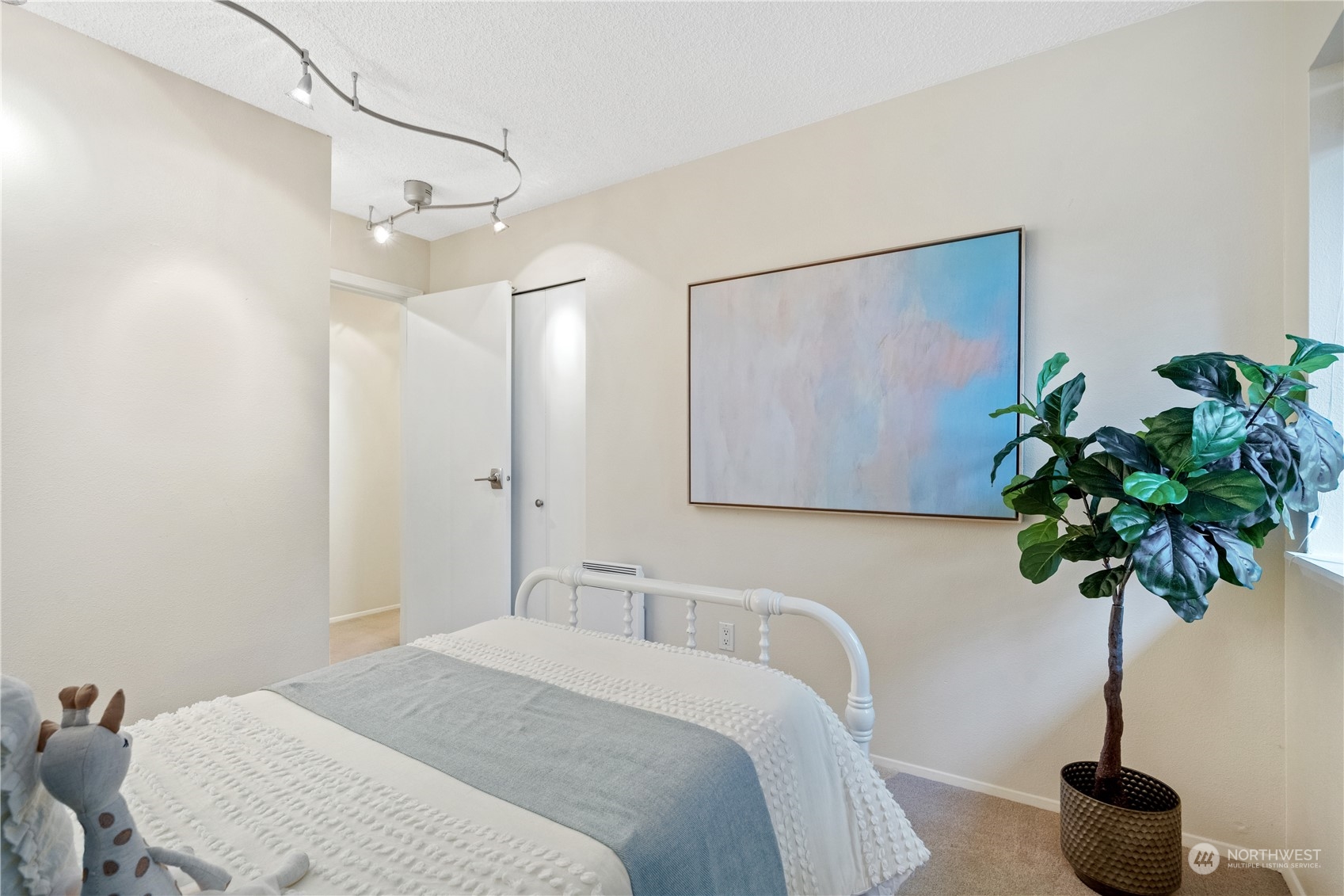 412 10th Street Unit: B302