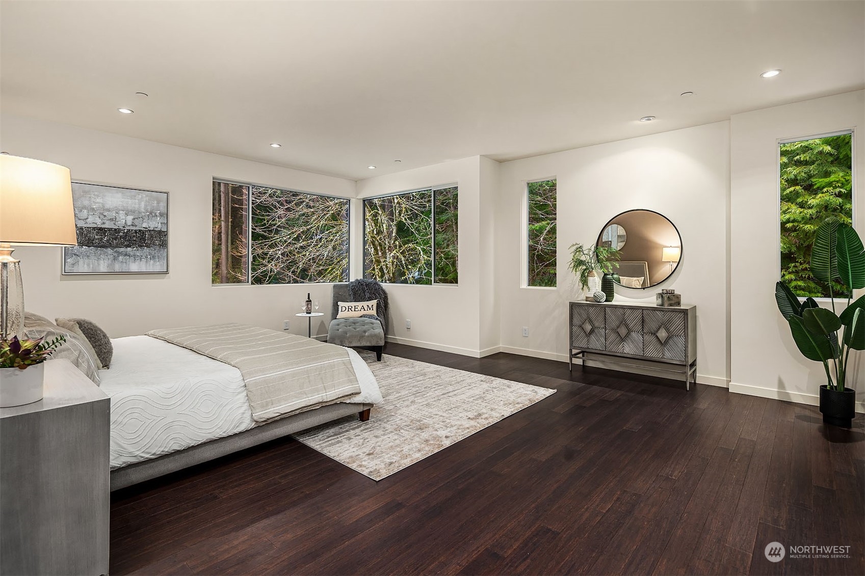 12412 NE 37th Street