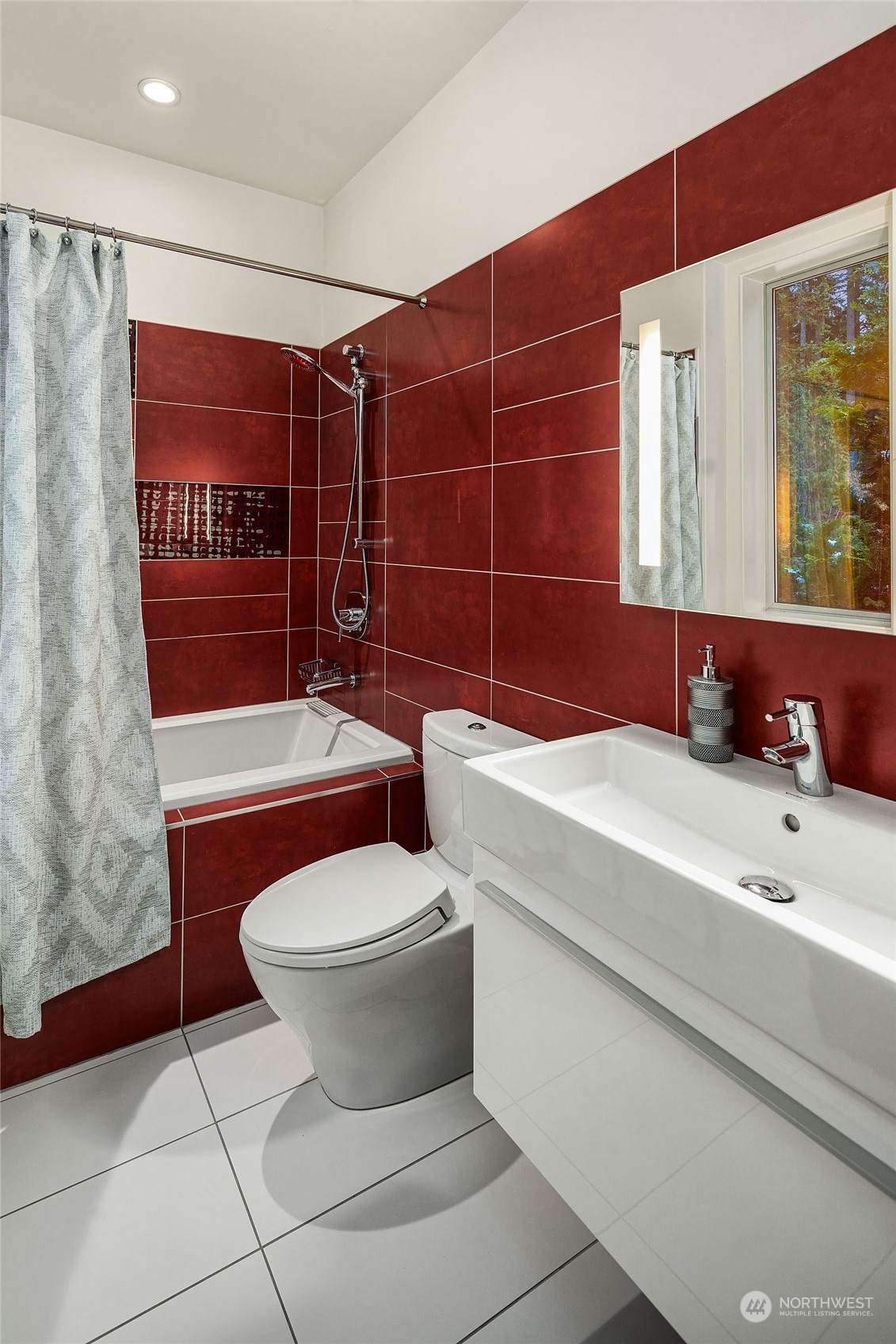 12412 NE 37th Street