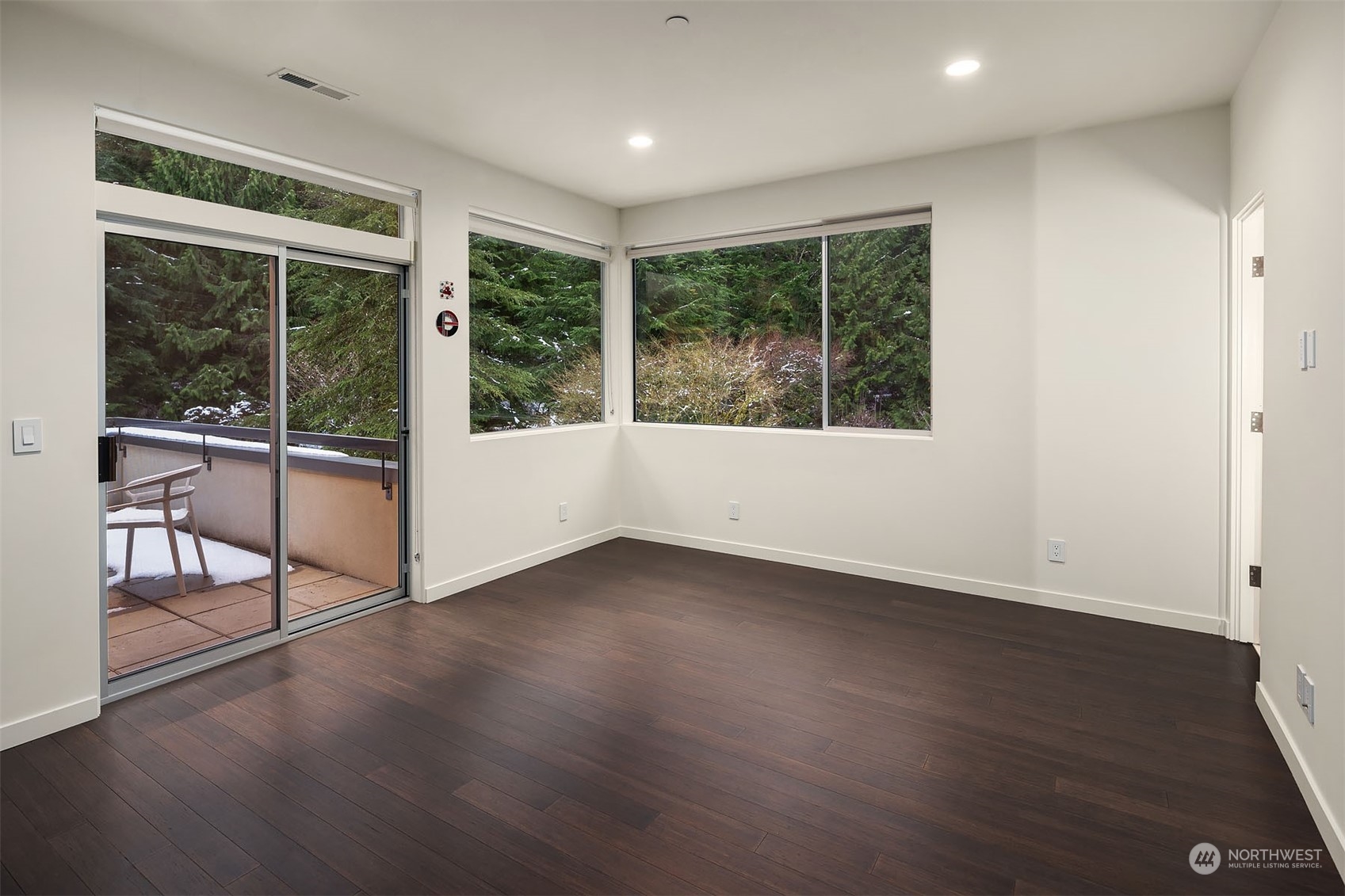 12412 NE 37th Street