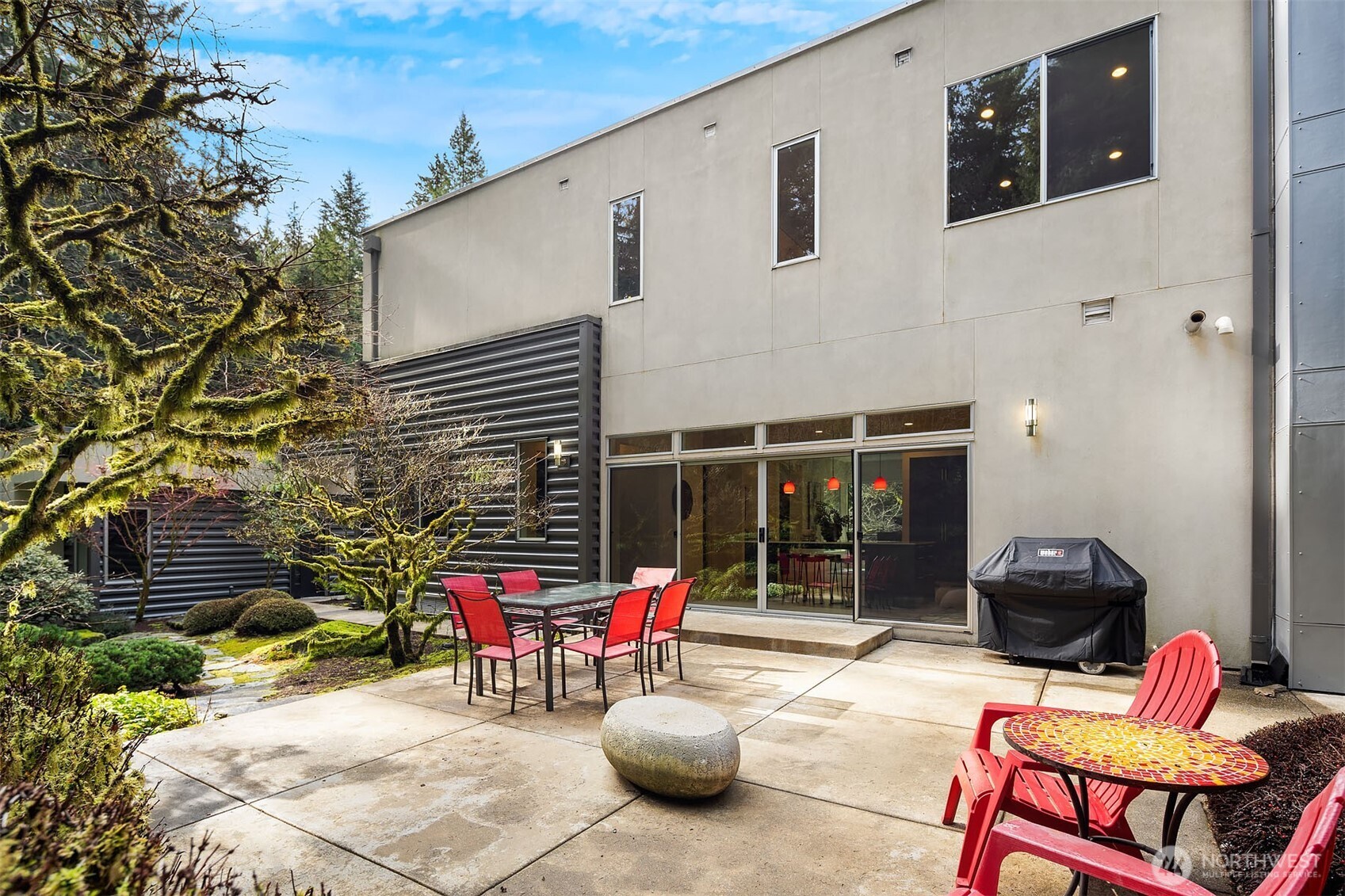 12412 NE 37th Street