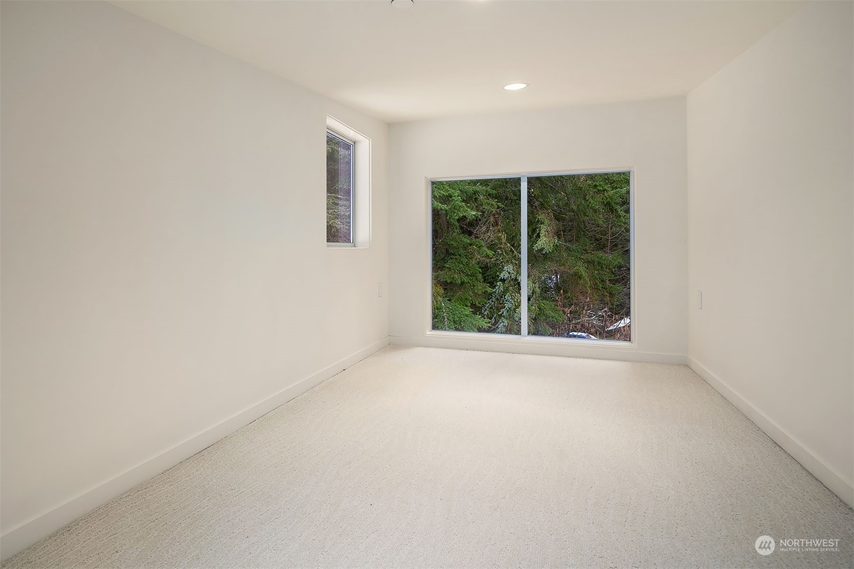 12412 NE 37th Street