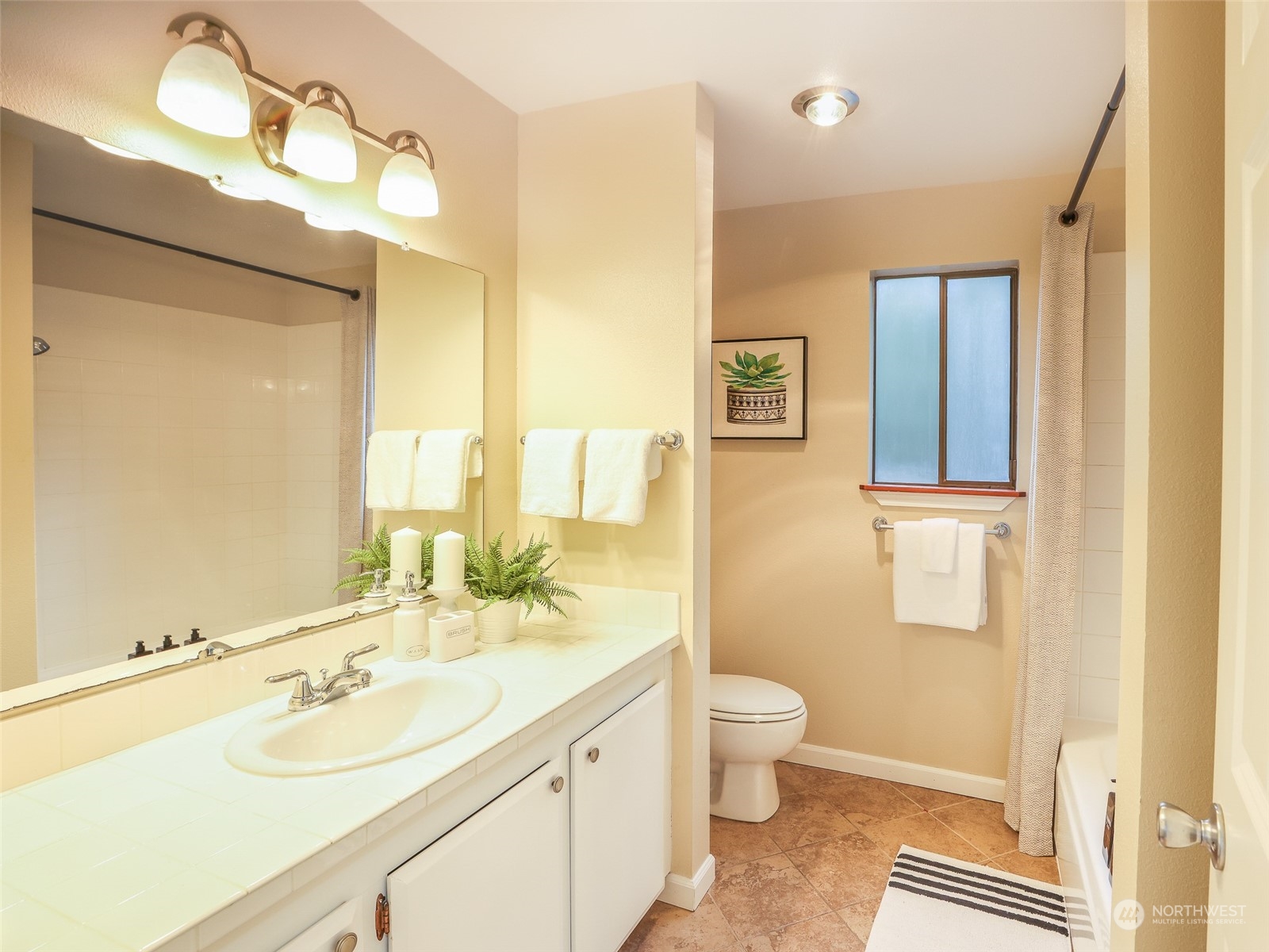 13285 15th Avenue NE Unit: E7