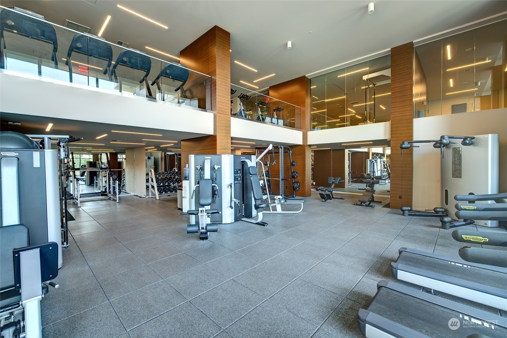 583 Battery Street Unit: 706N