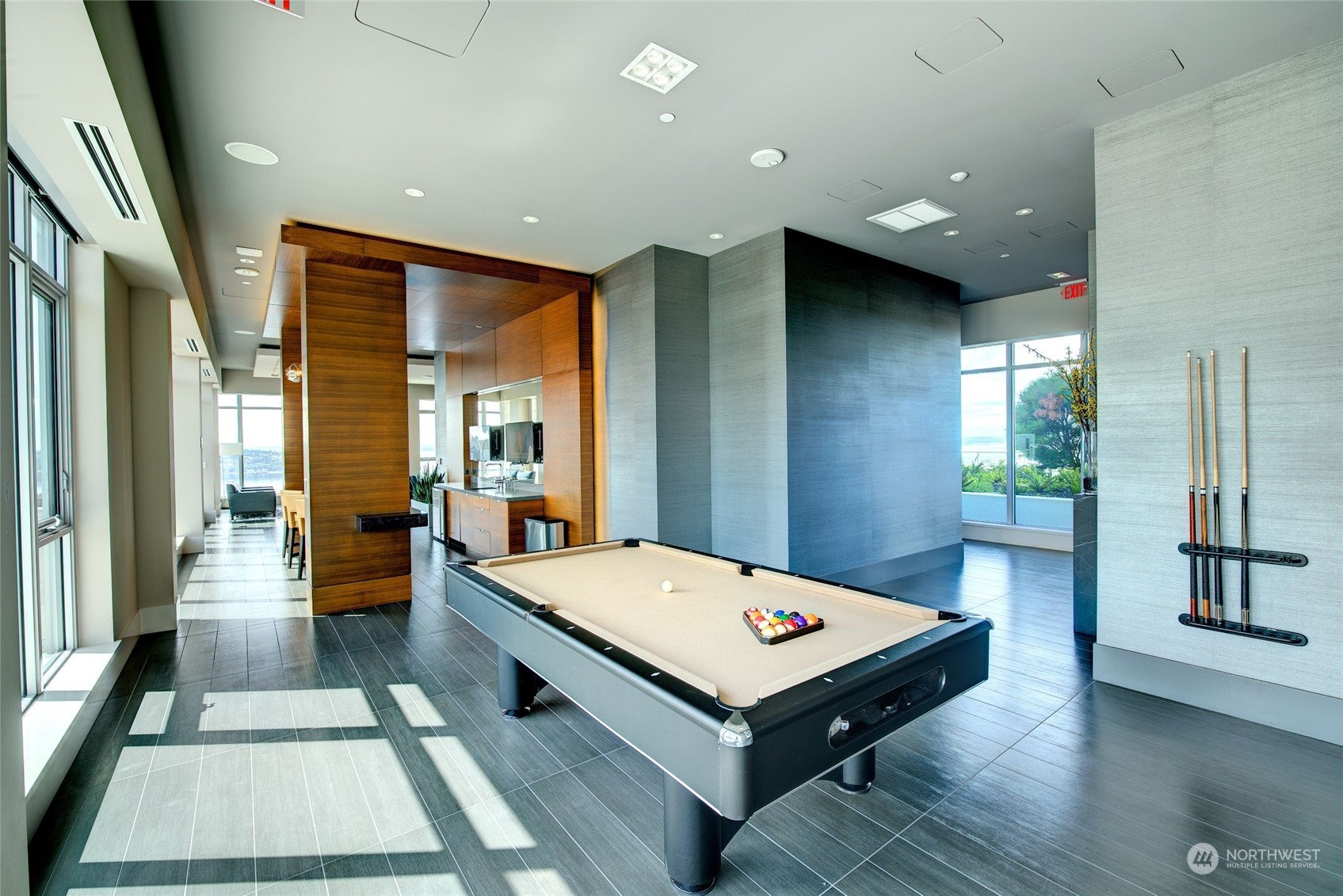 583 Battery Street Unit: 706N