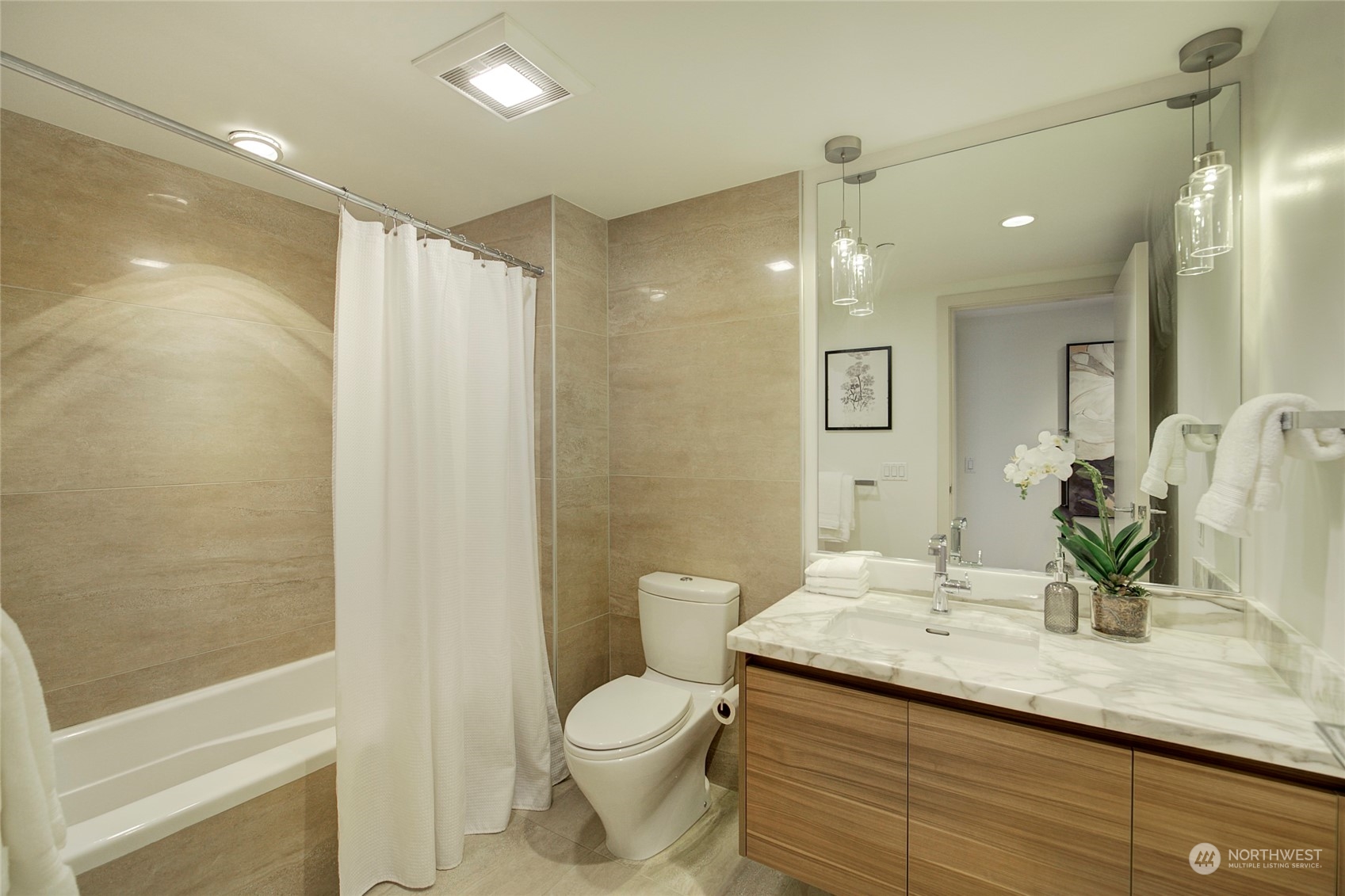 583 Battery Street Unit: 706N
