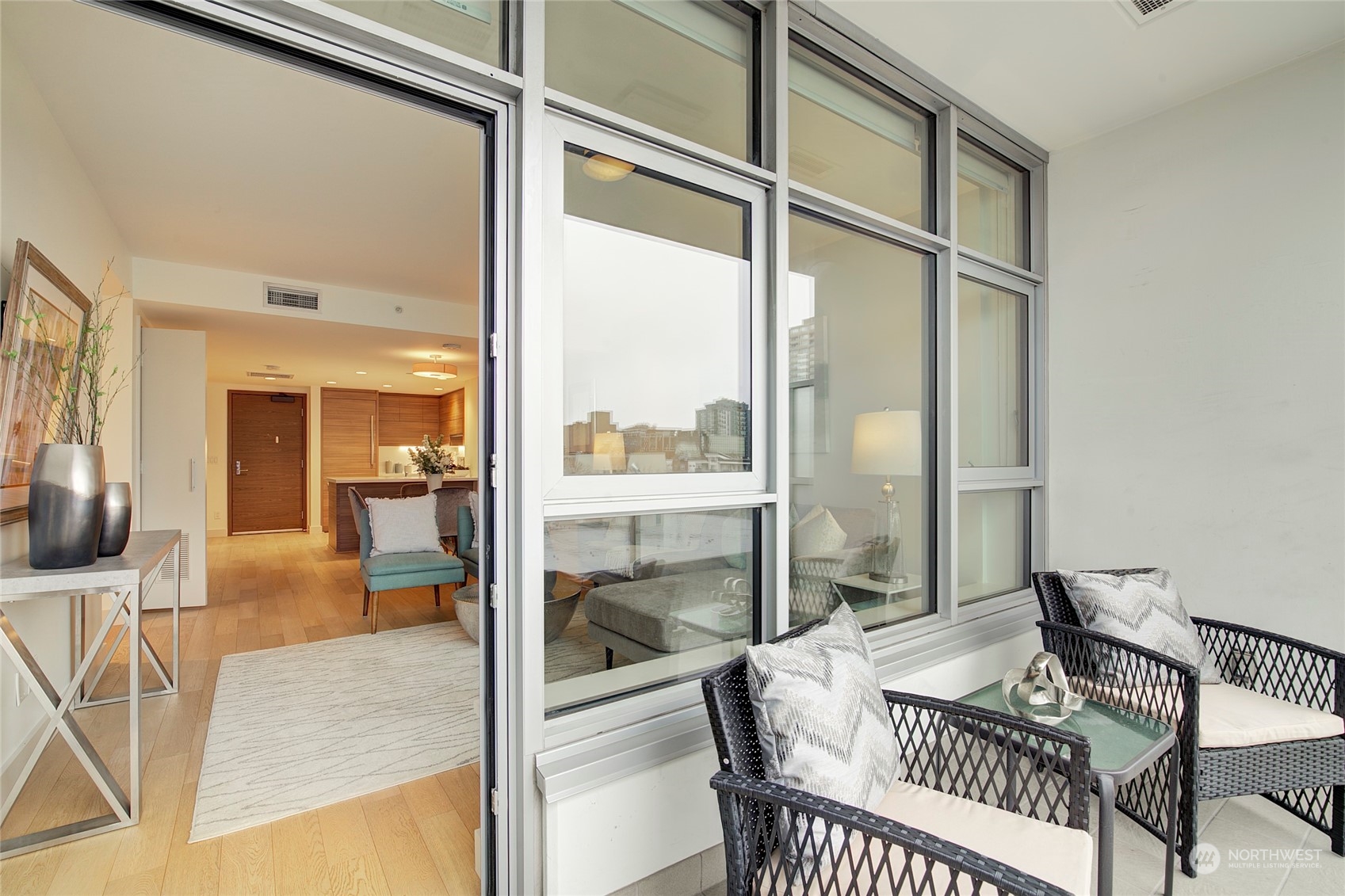 583 Battery Street Unit: 706N