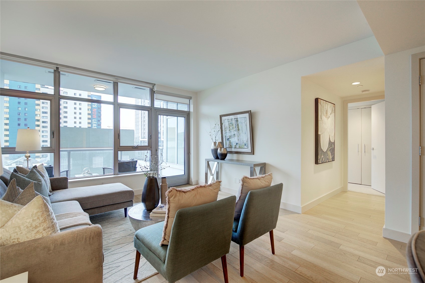 583 Battery Street Unit: 706N