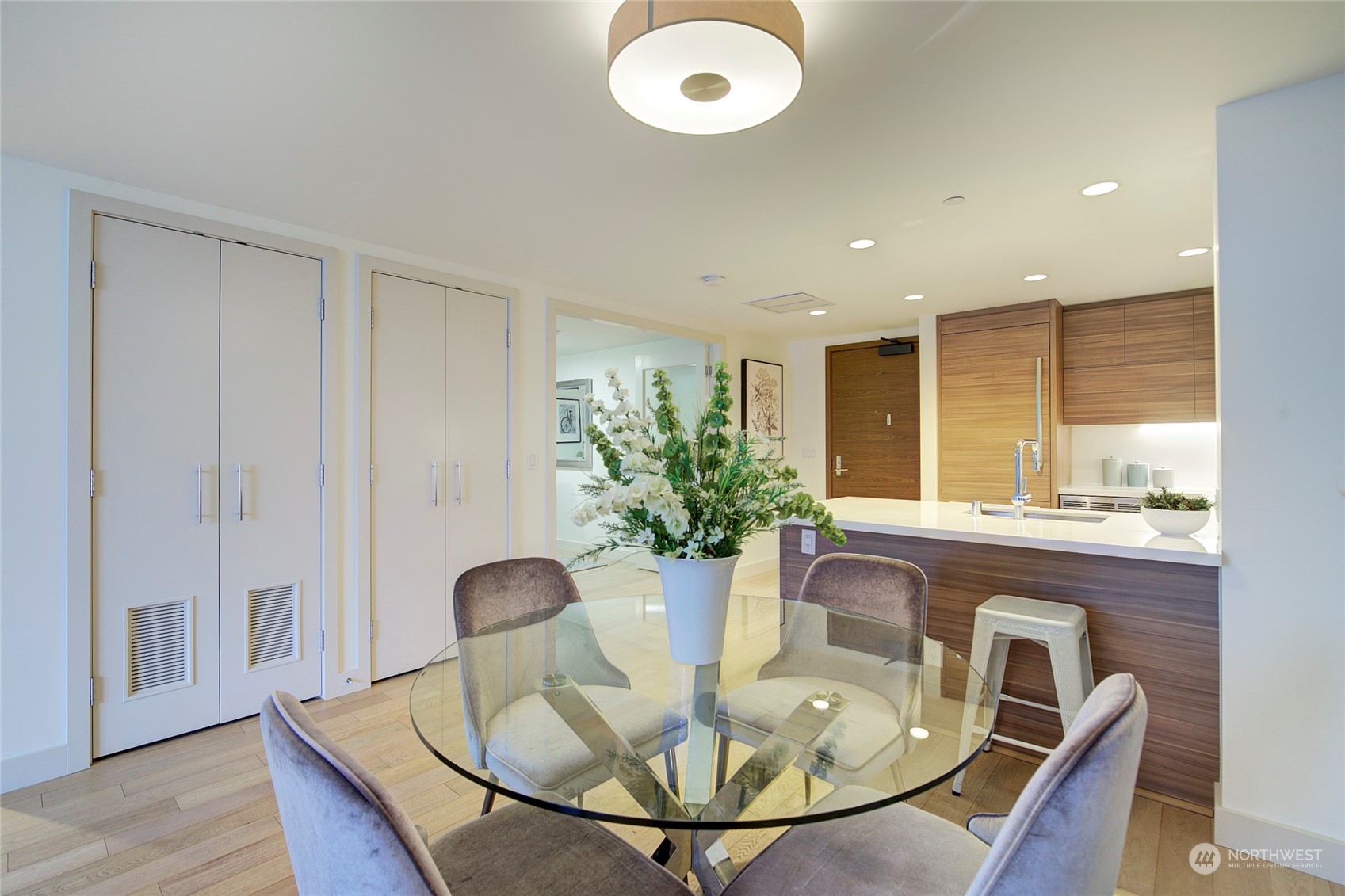 583 Battery Street Unit: 706N