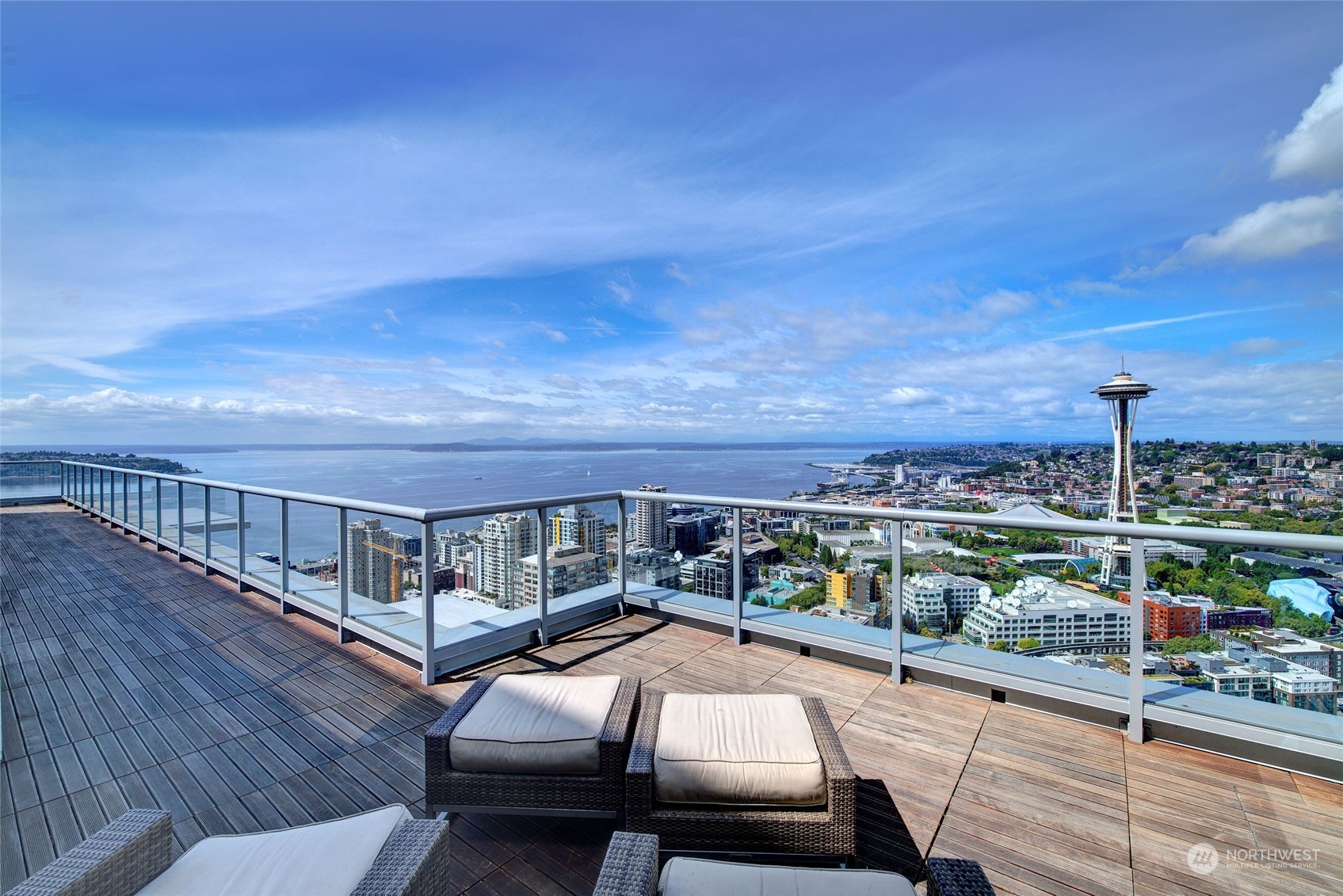 583 Battery Street Unit: 706N