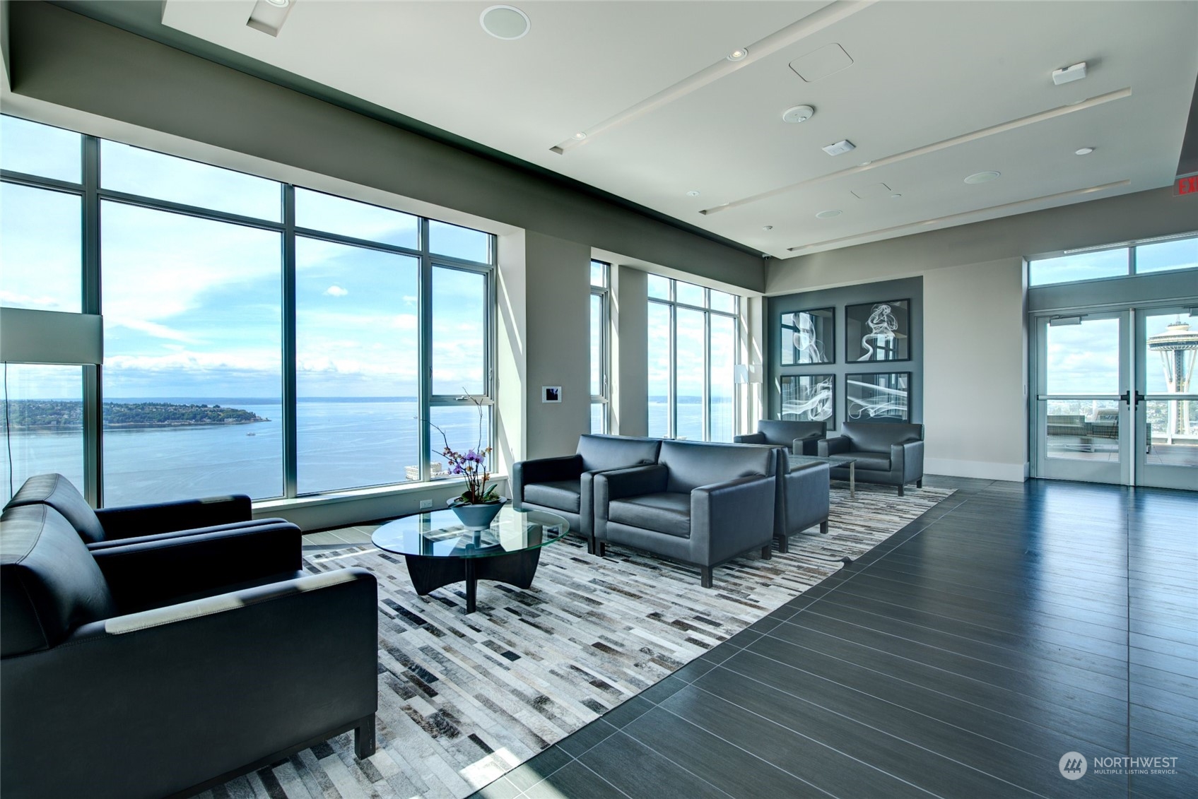 583 Battery Street Unit: 706N