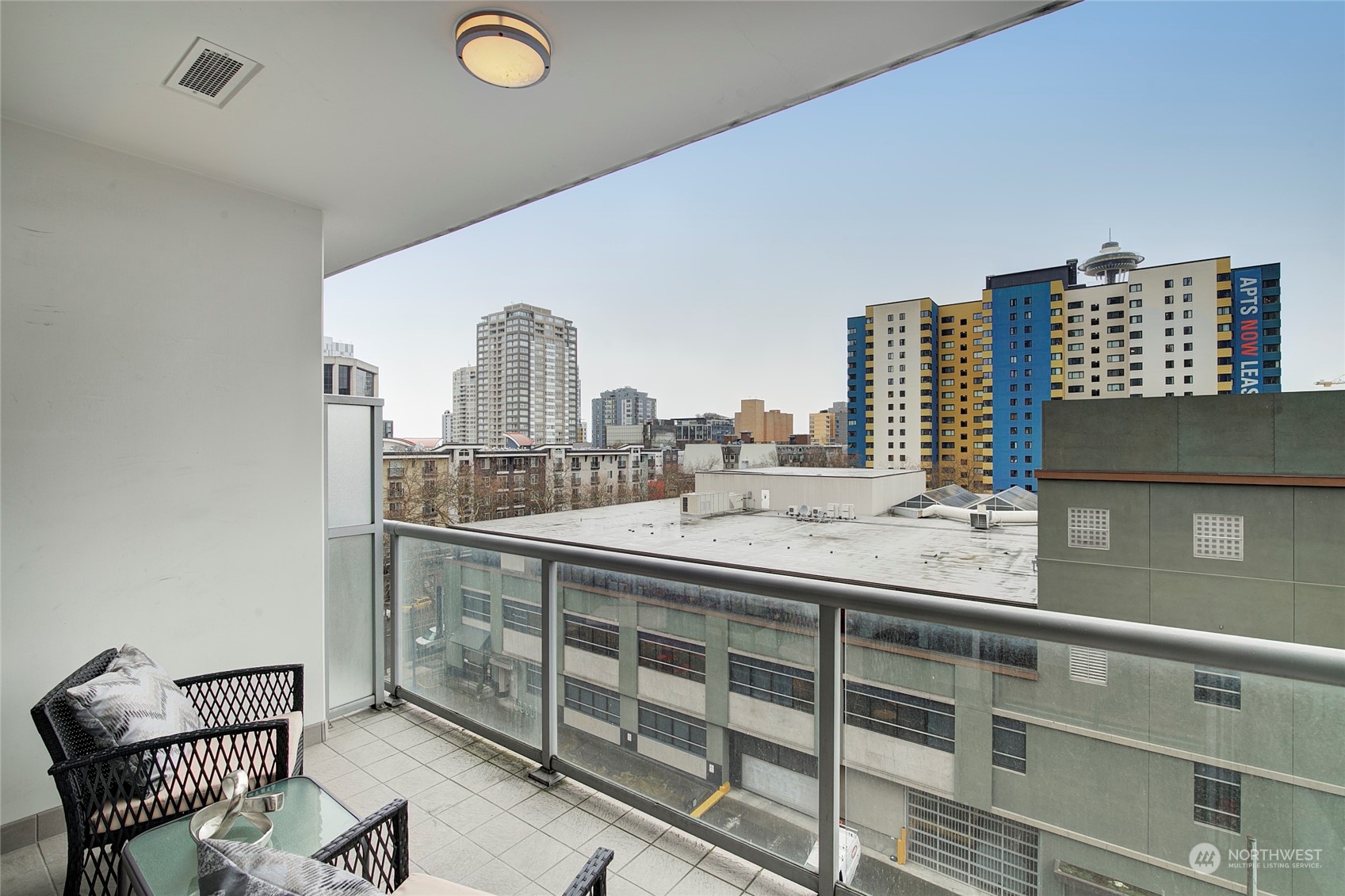 583 Battery Street Unit: 706N