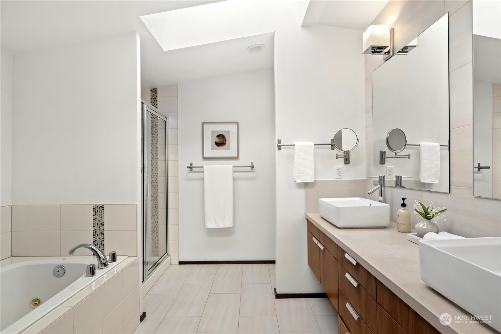 1542 NW 58th Street Unit: B