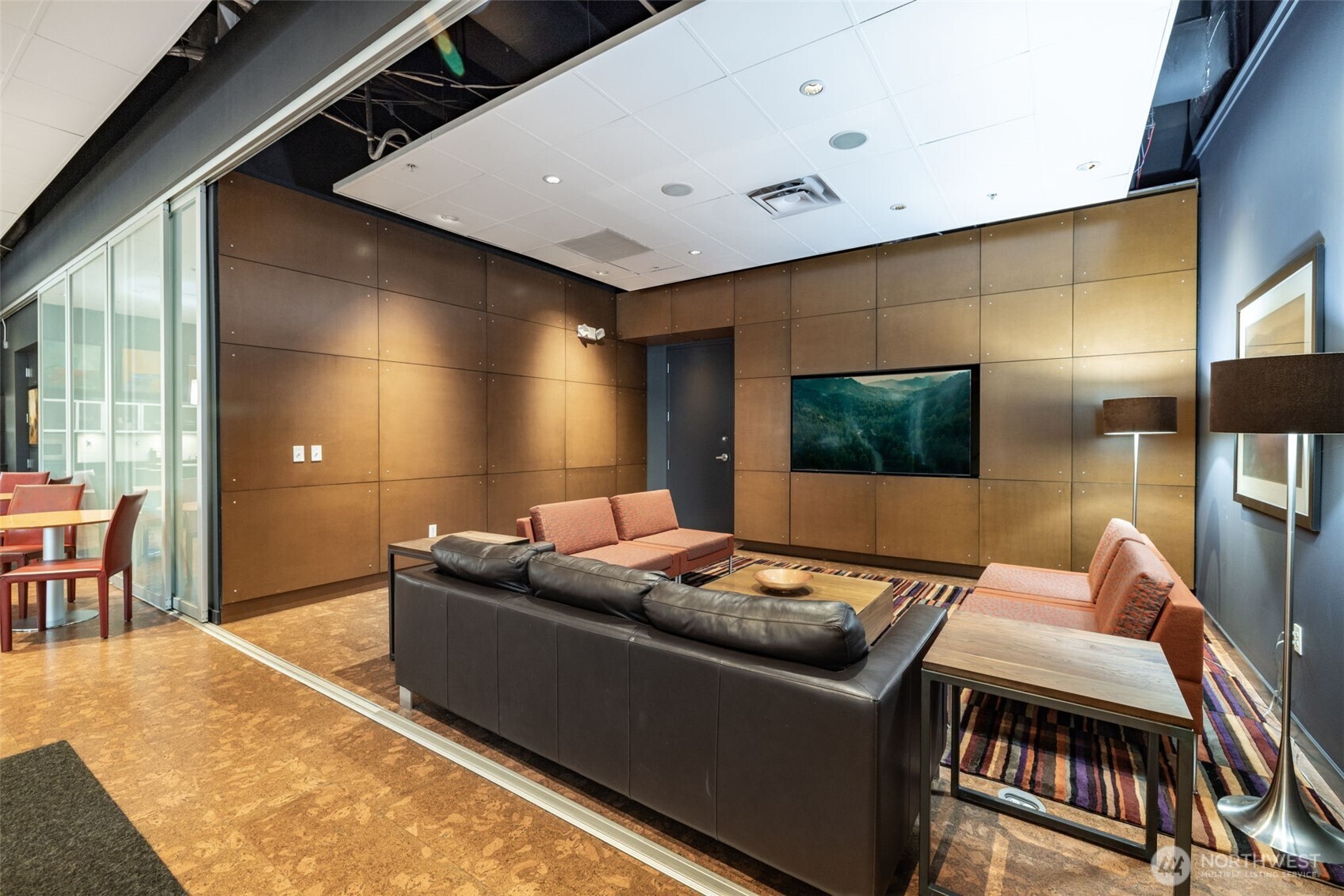 3104 Western Avenue Unit: 622
