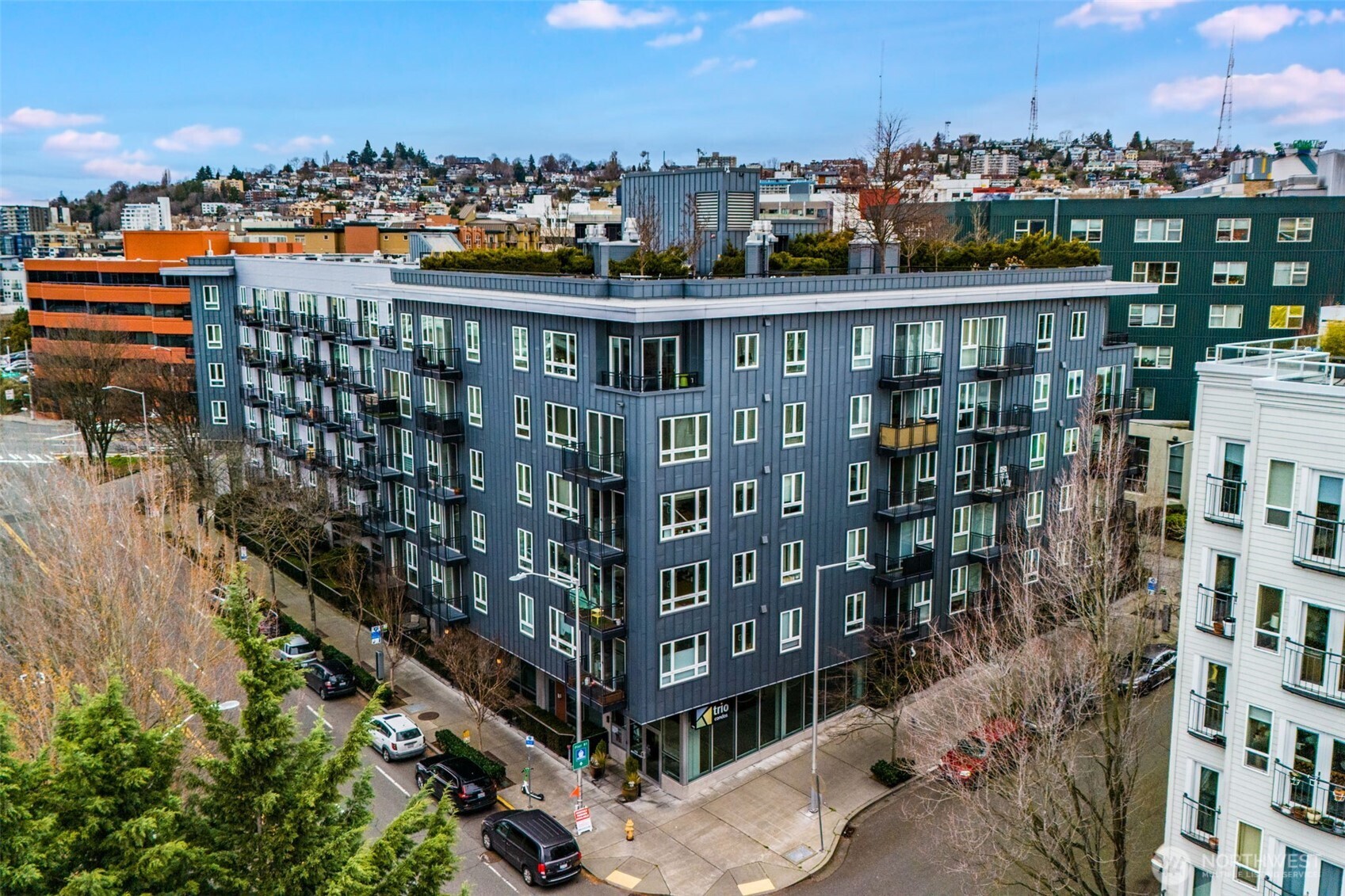 3104 Western Avenue Unit: 622