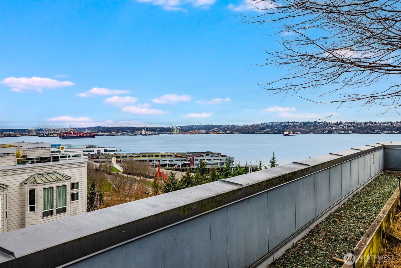 3104 Western Avenue Unit: 622