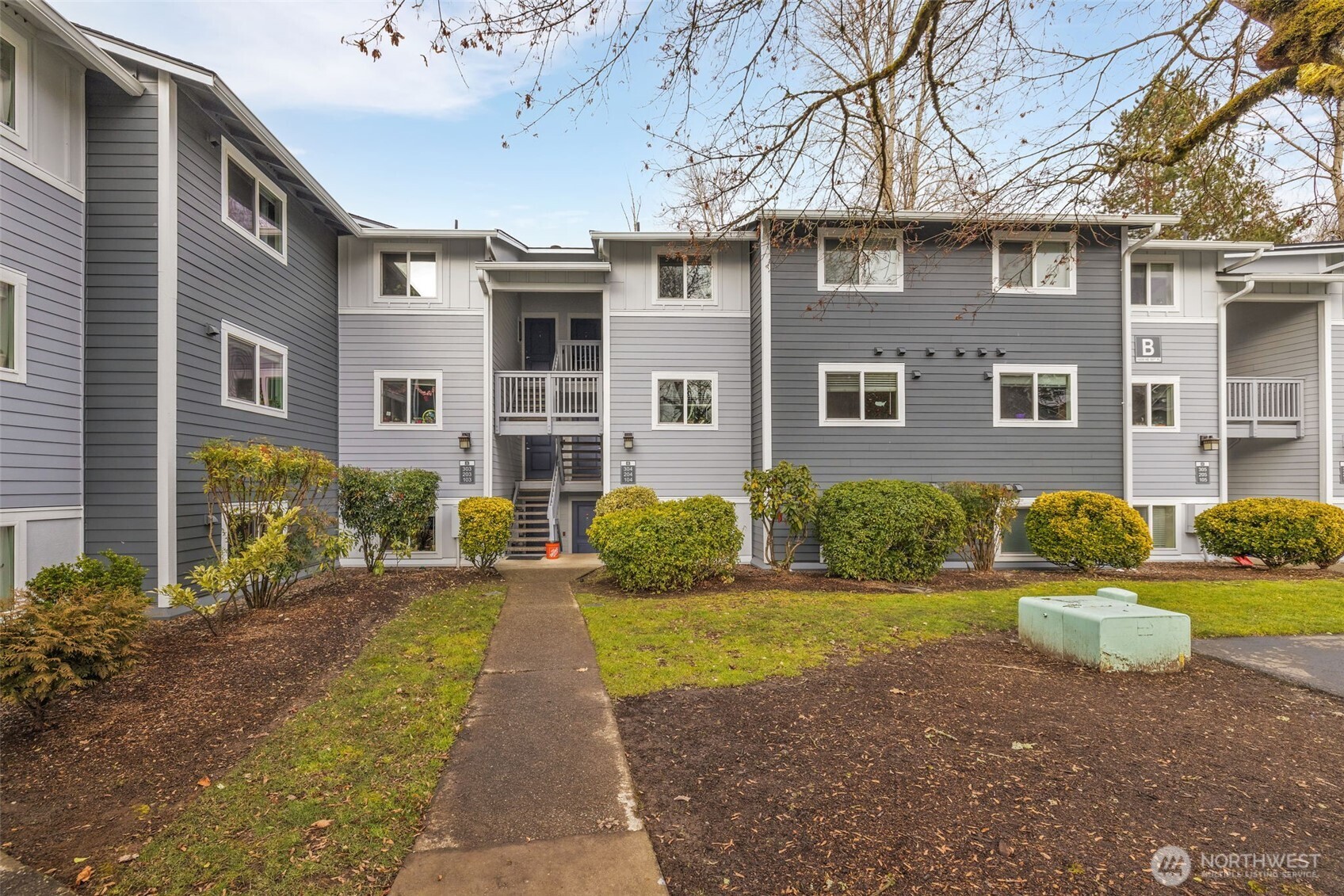 14006 NE 181st Place Unit: B-104