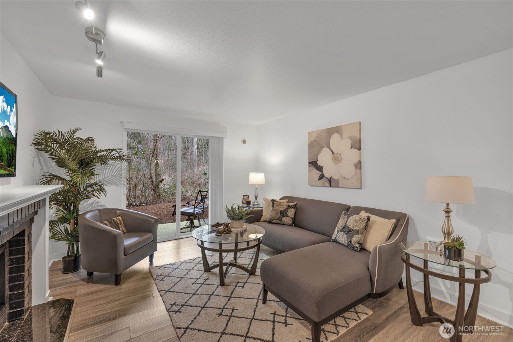 14006 NE 181st Place Unit: B-104