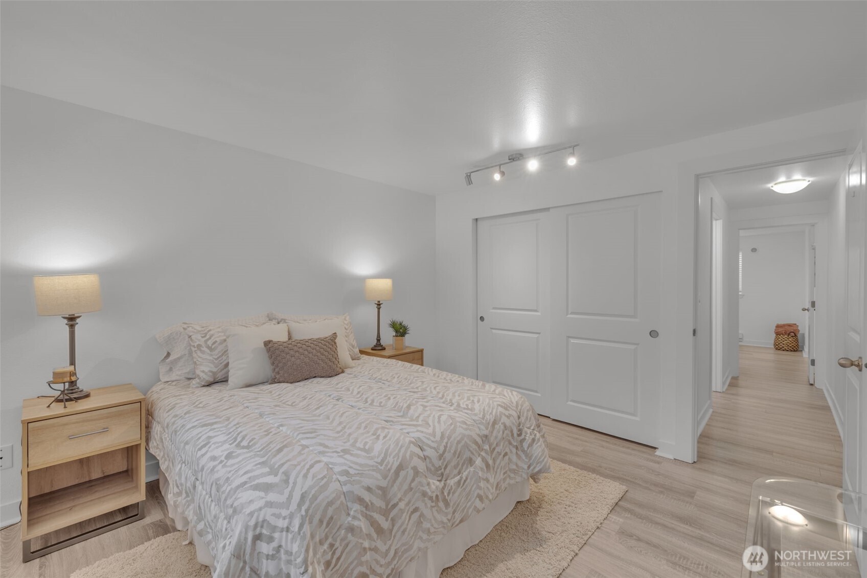 14006 NE 181st Place Unit: B-104