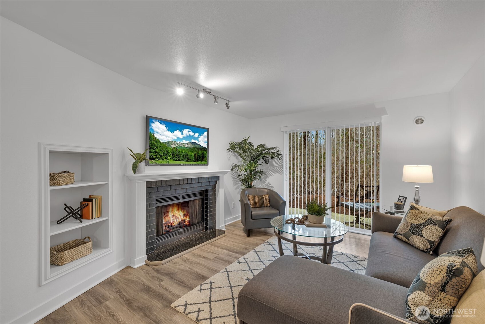 14006 NE 181st Place Unit: B-104