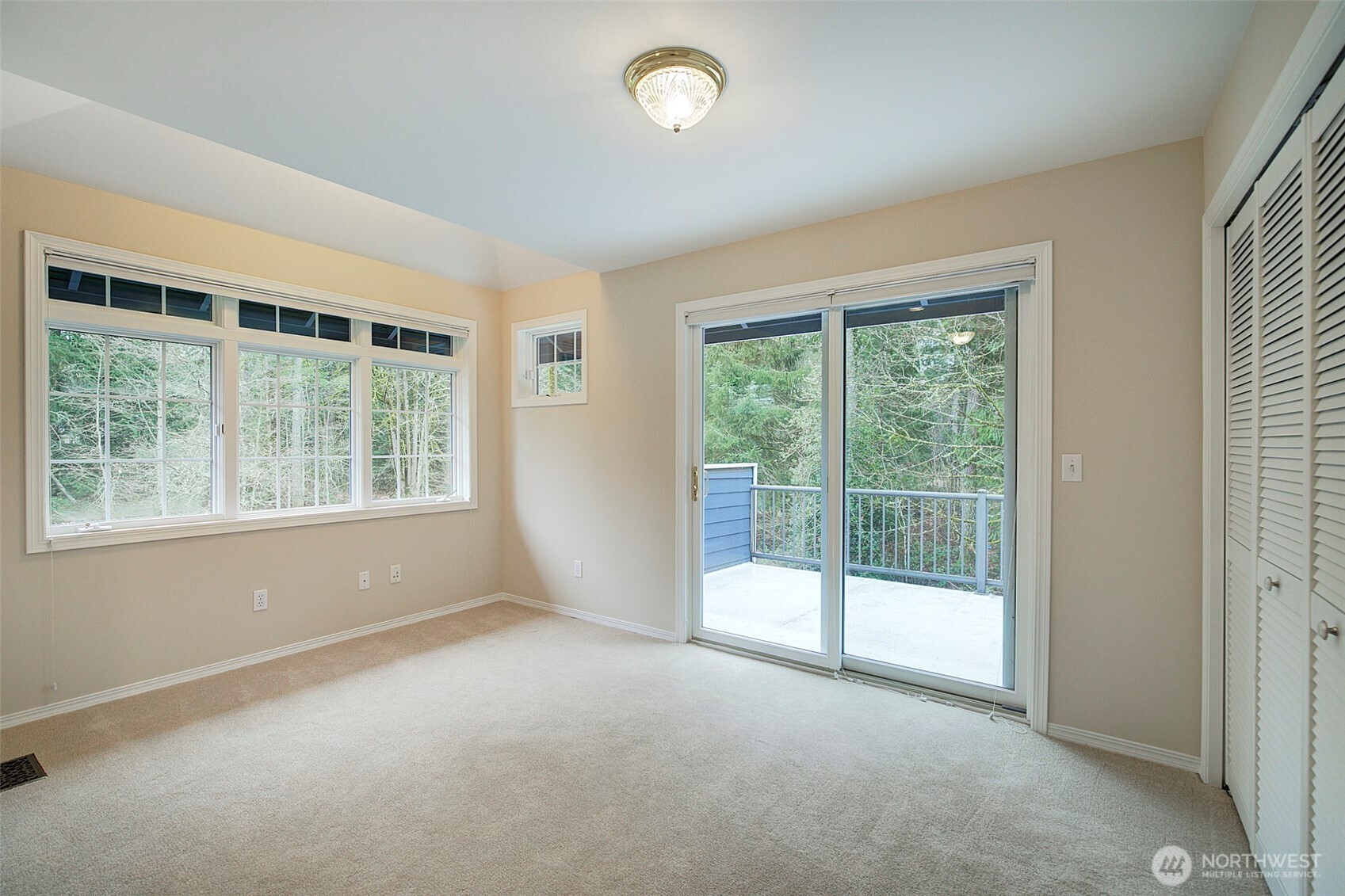 24066 NE 53rd Place