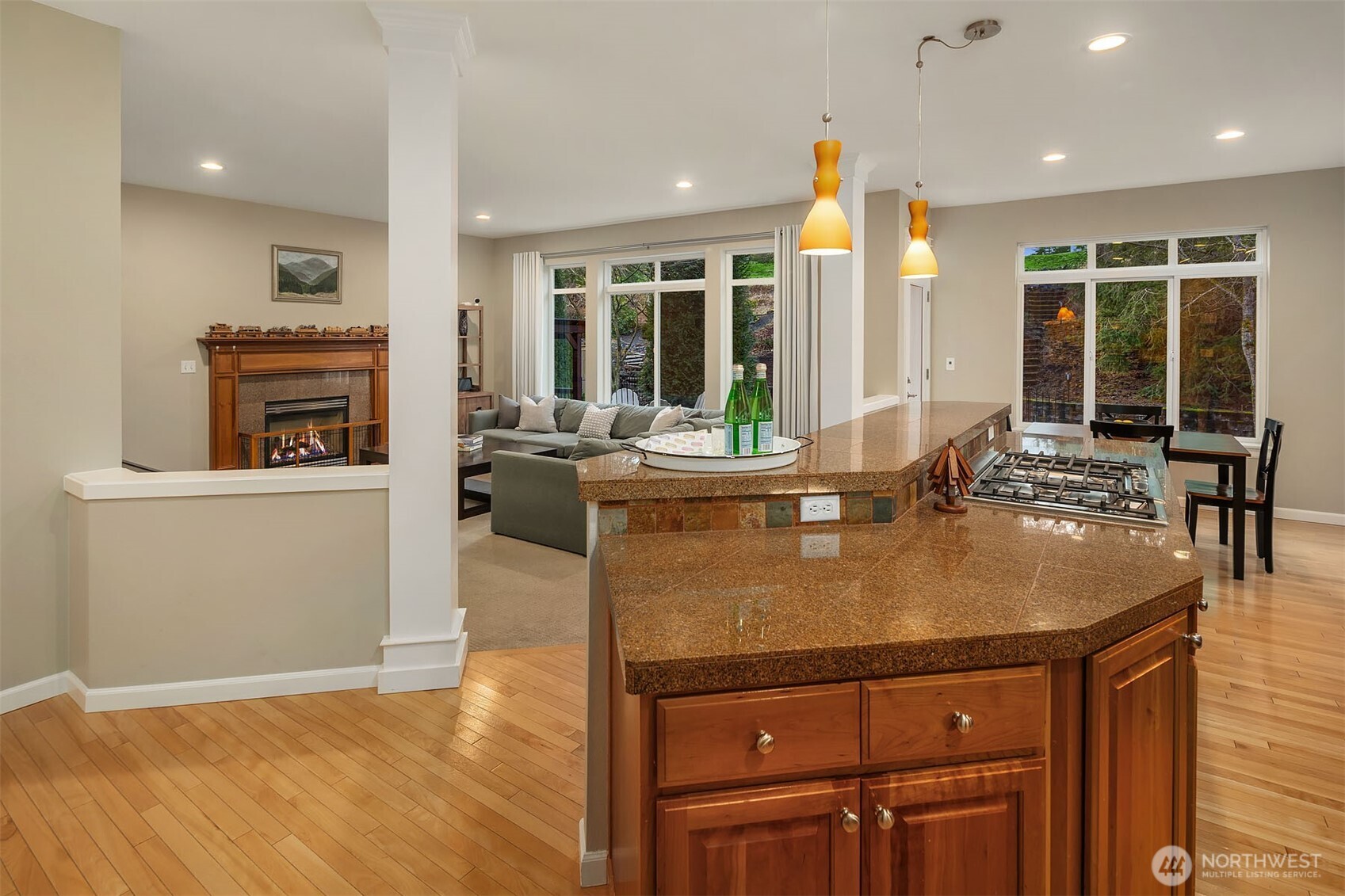 7625 Greenridge Court SE