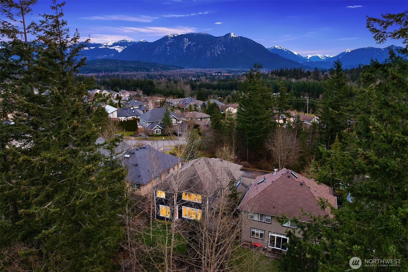 7625 Greenridge Court SE