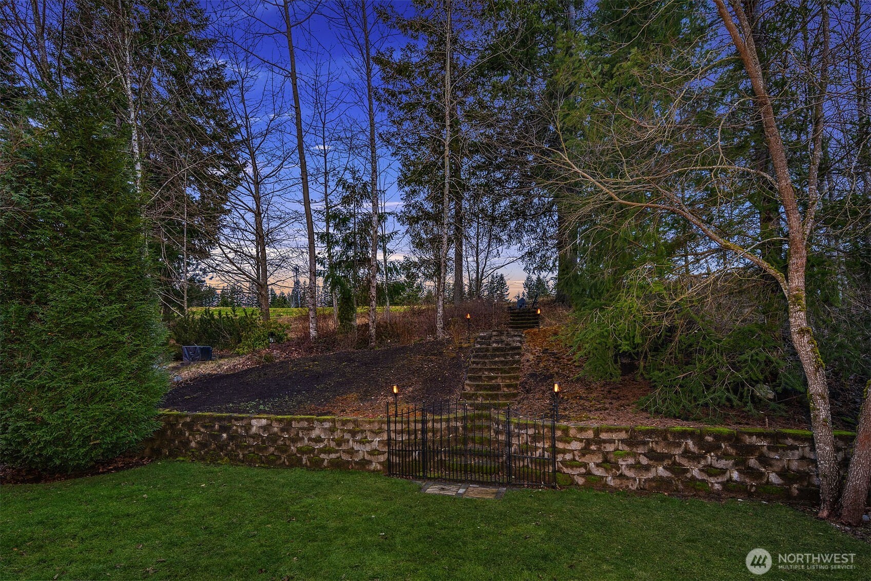 7625 Greenridge Court SE