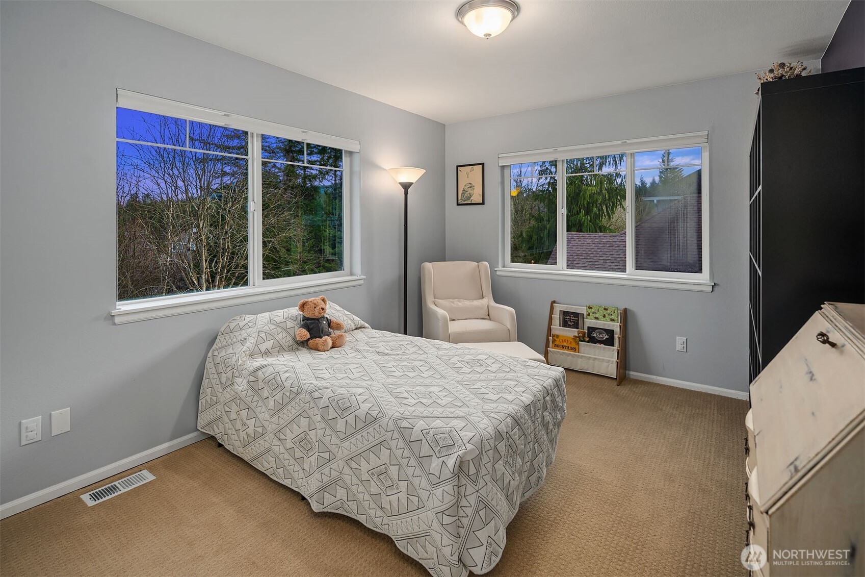 7625 Greenridge Court SE