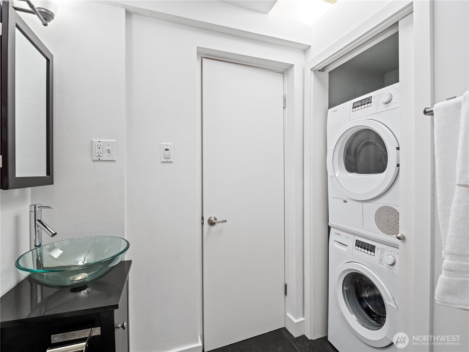 752 Bellevue Avenue E #308