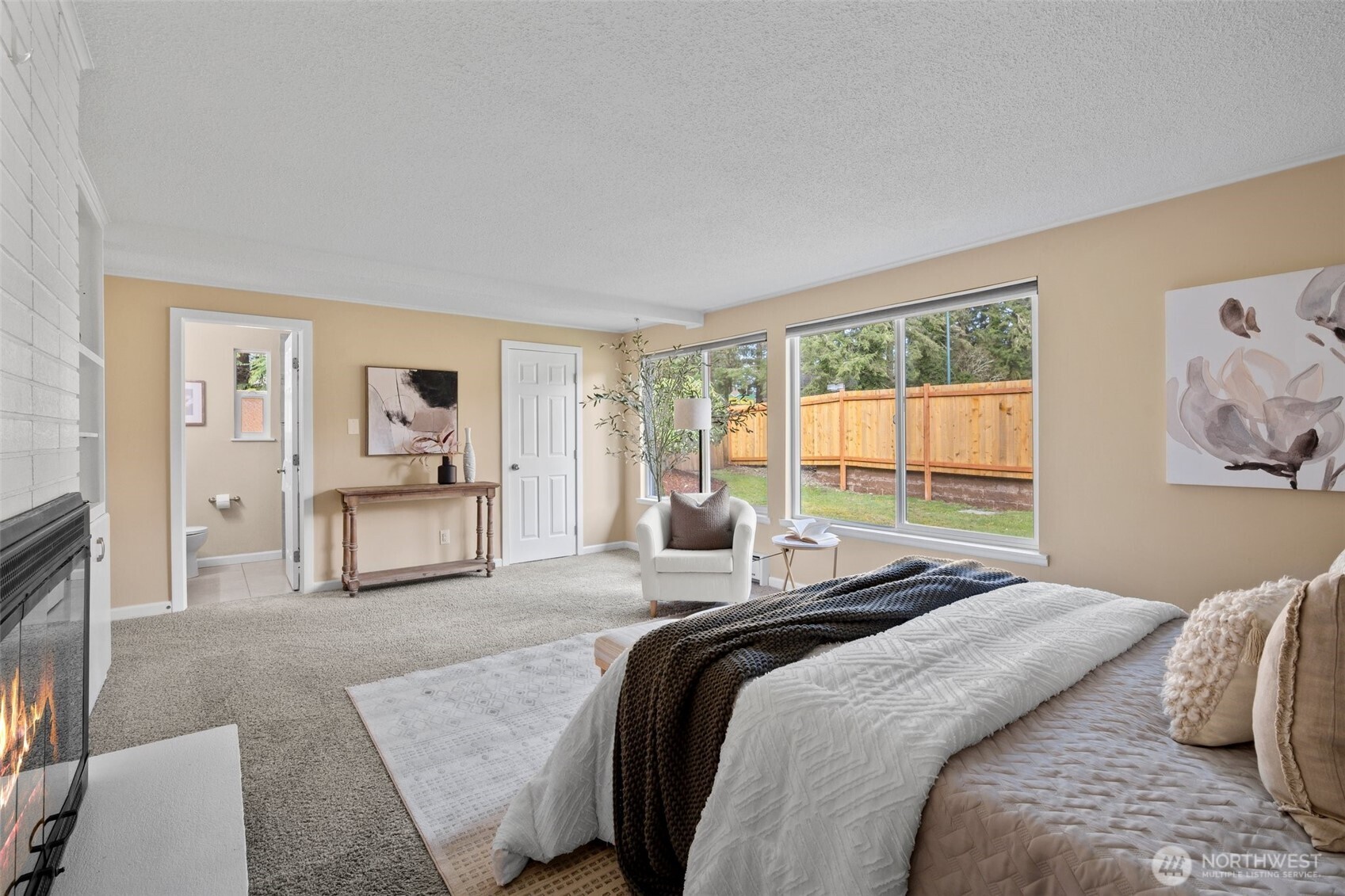8414 - 8416 Cirque Drive W