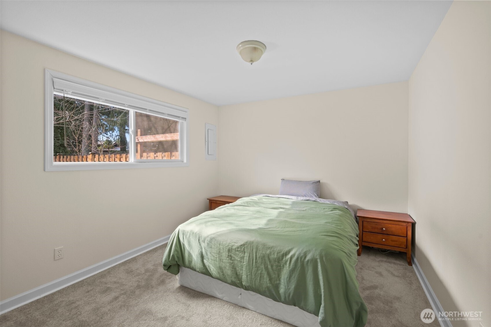8414 - 8416 Cirque Drive W