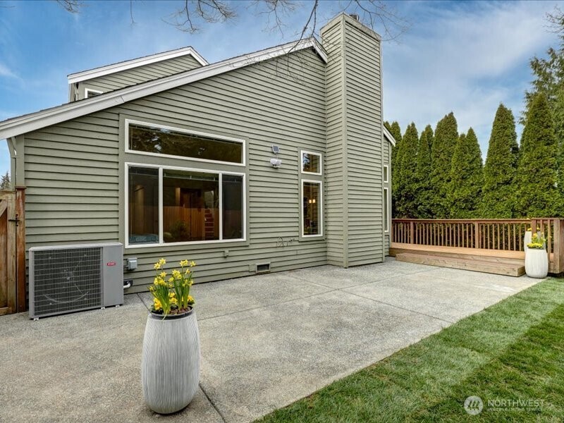16802 118th Avenue NE
