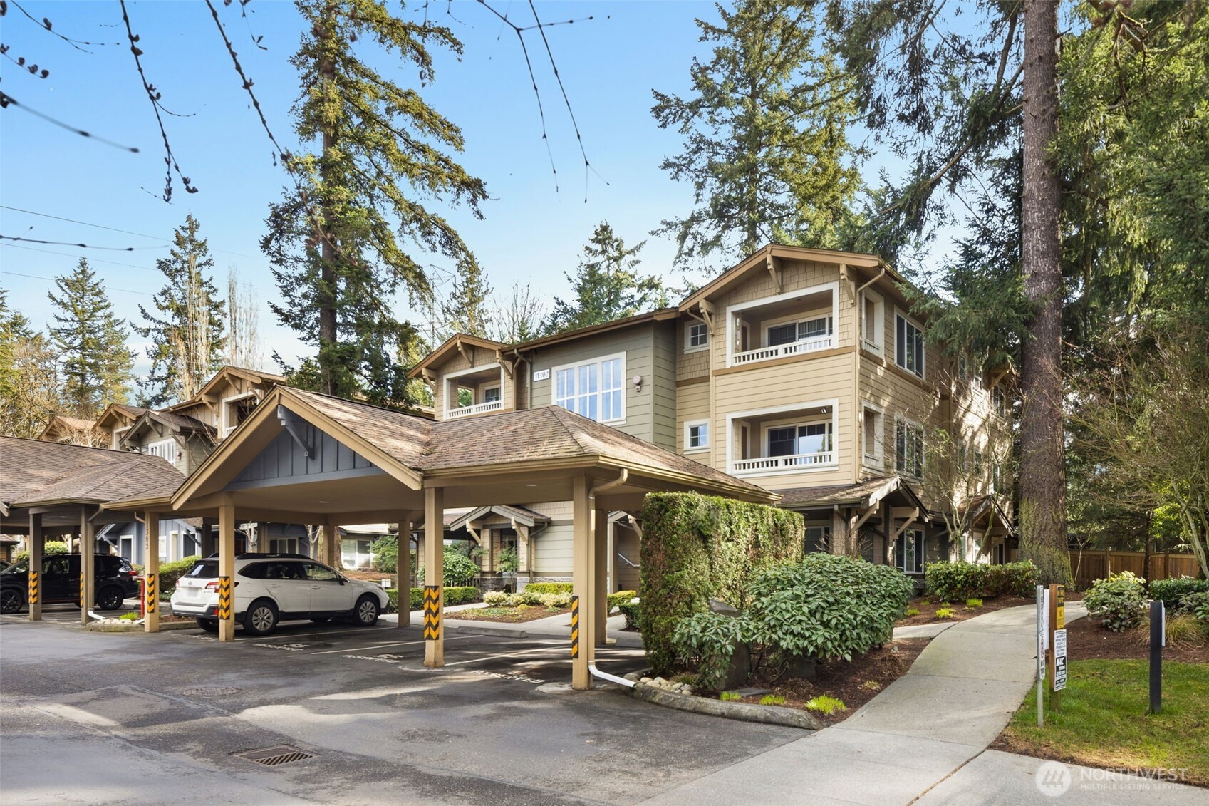 11302 124th Avenue NE Unit: 201