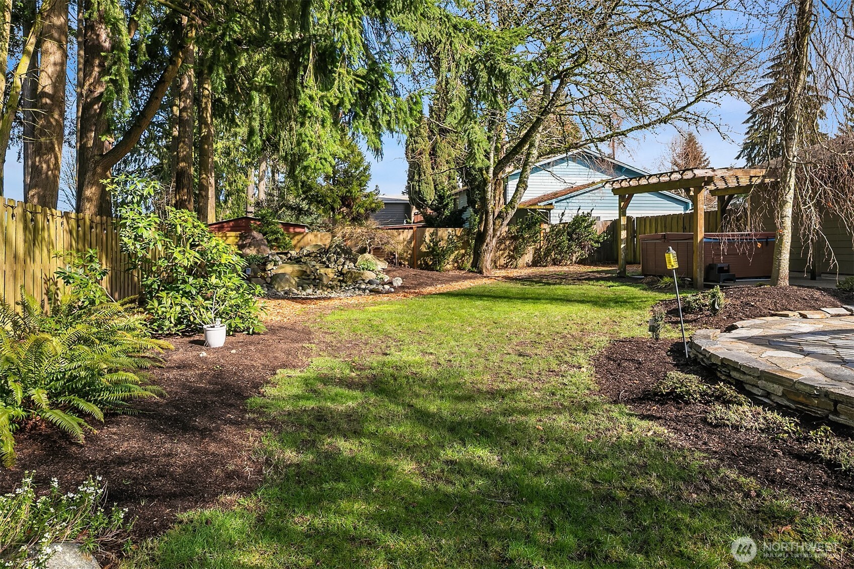 19043 86th Avenue NE