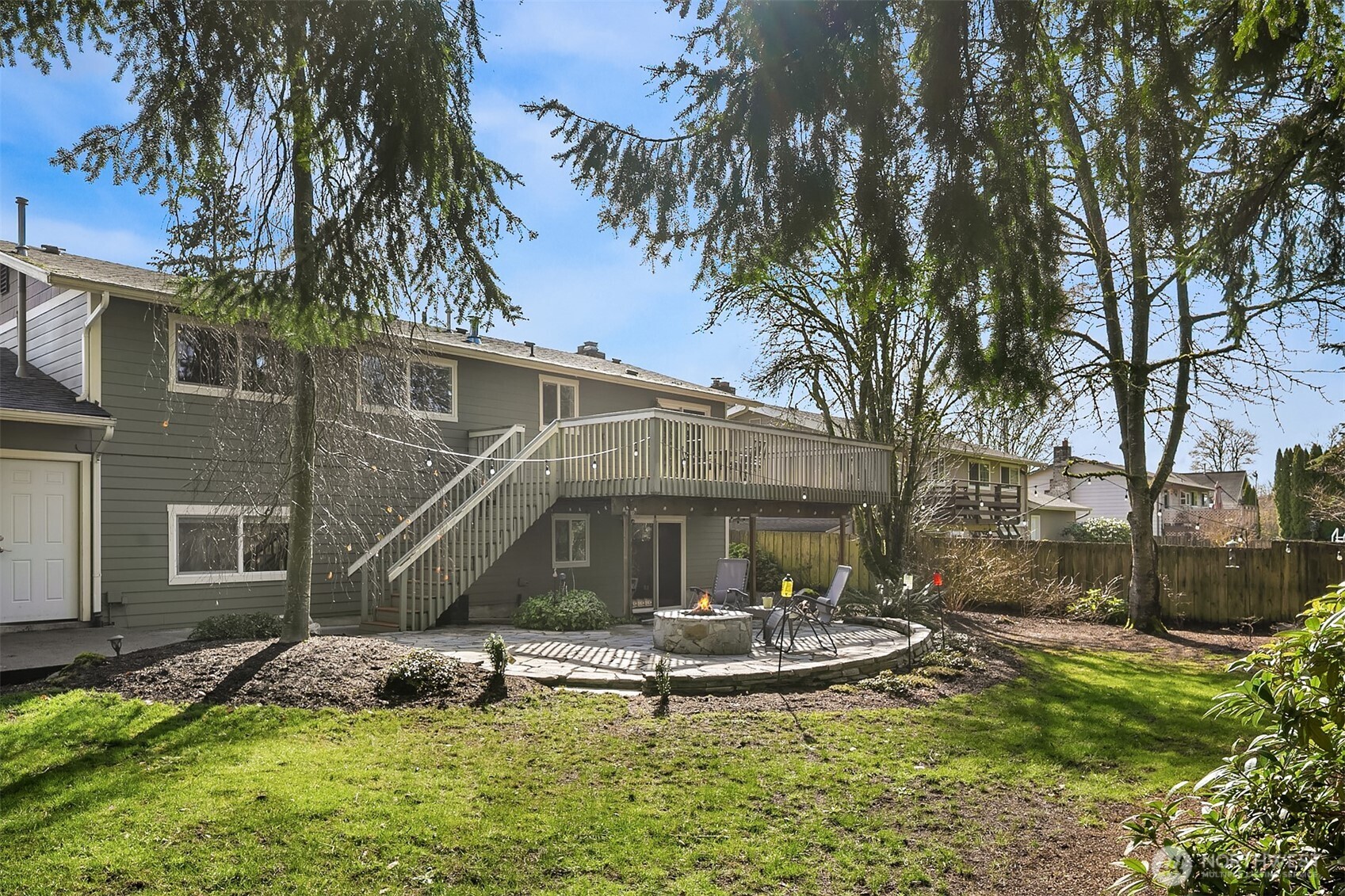 19043 86th Avenue NE