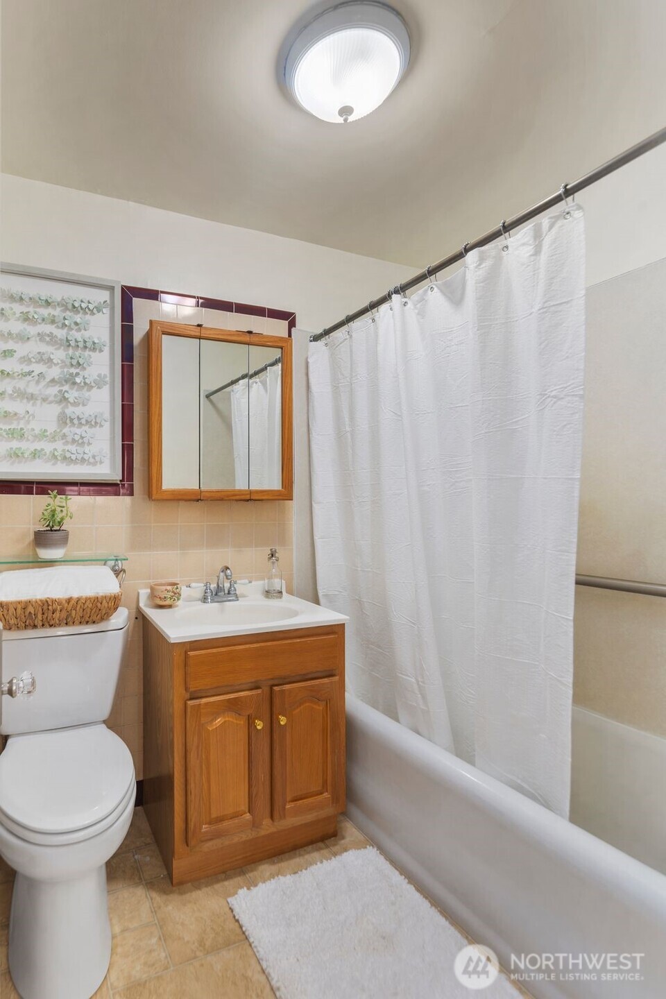 4725 15th Avenue NE Unit: 25