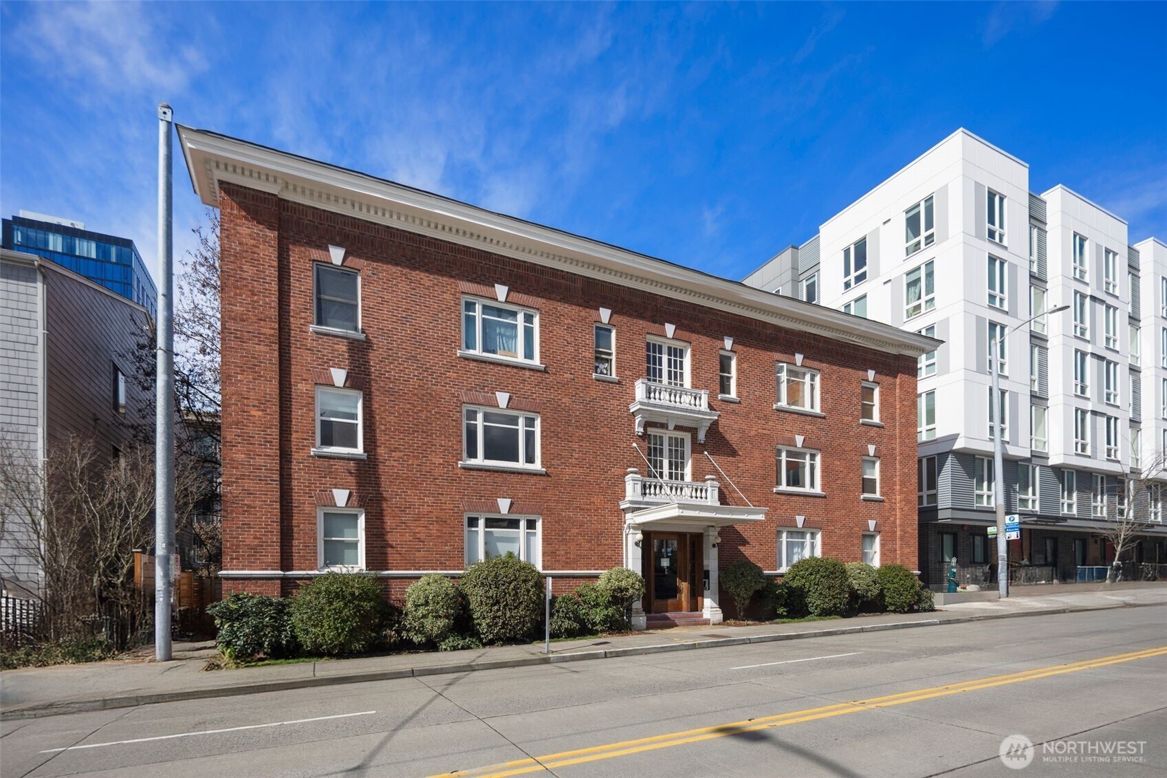 4725 15th Avenue NE Unit: 25