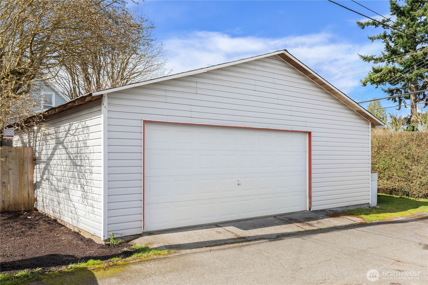 2301 Cedar Street