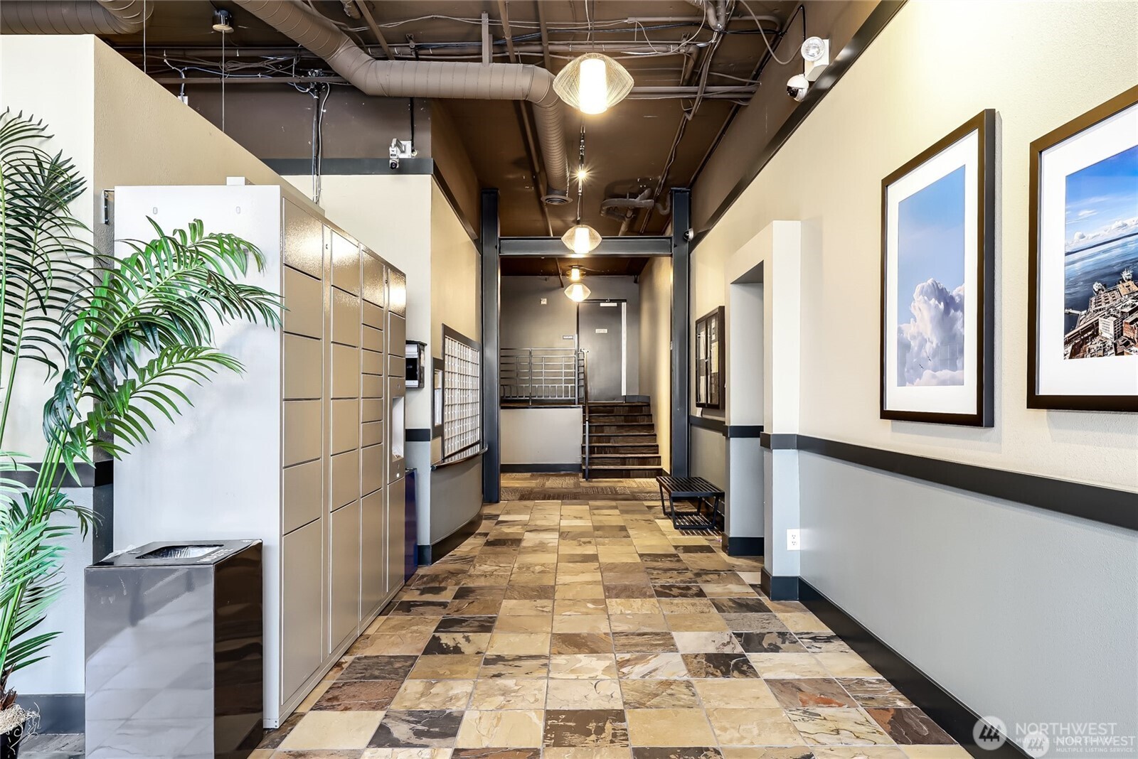108 5th Avenue S Unit: 217