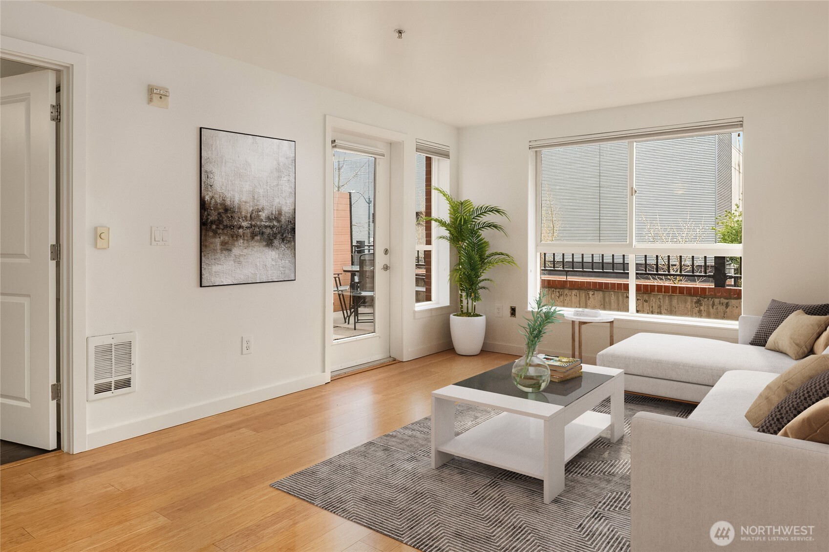 108 5th Avenue S Unit: 217