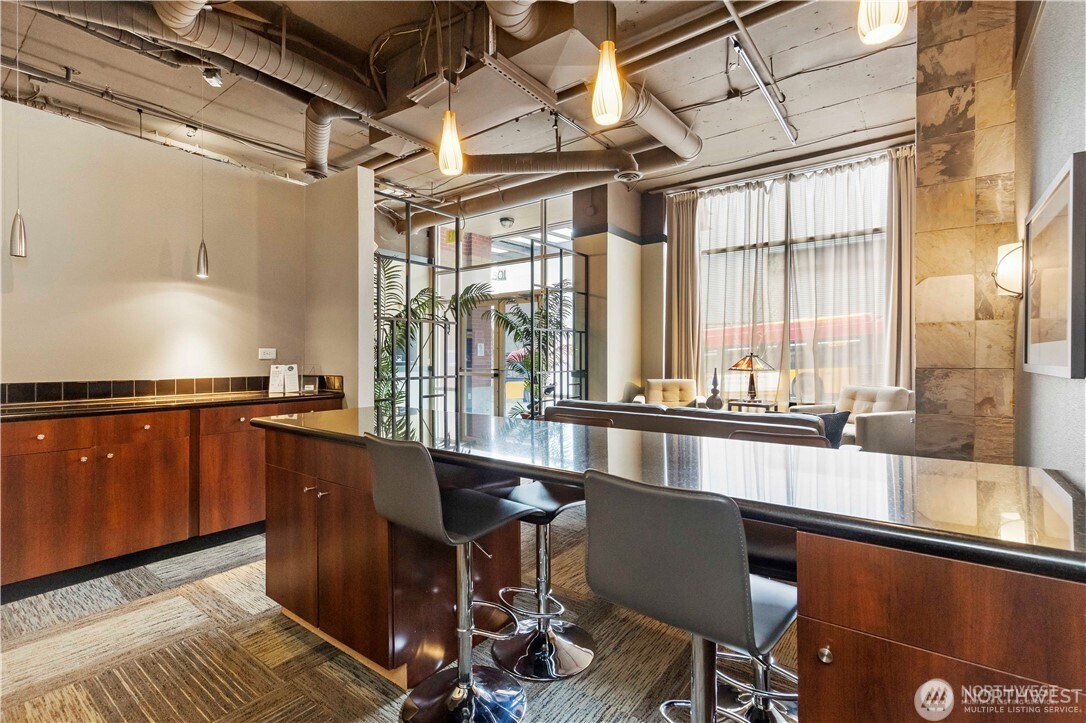 108 5th Avenue S Unit: 217