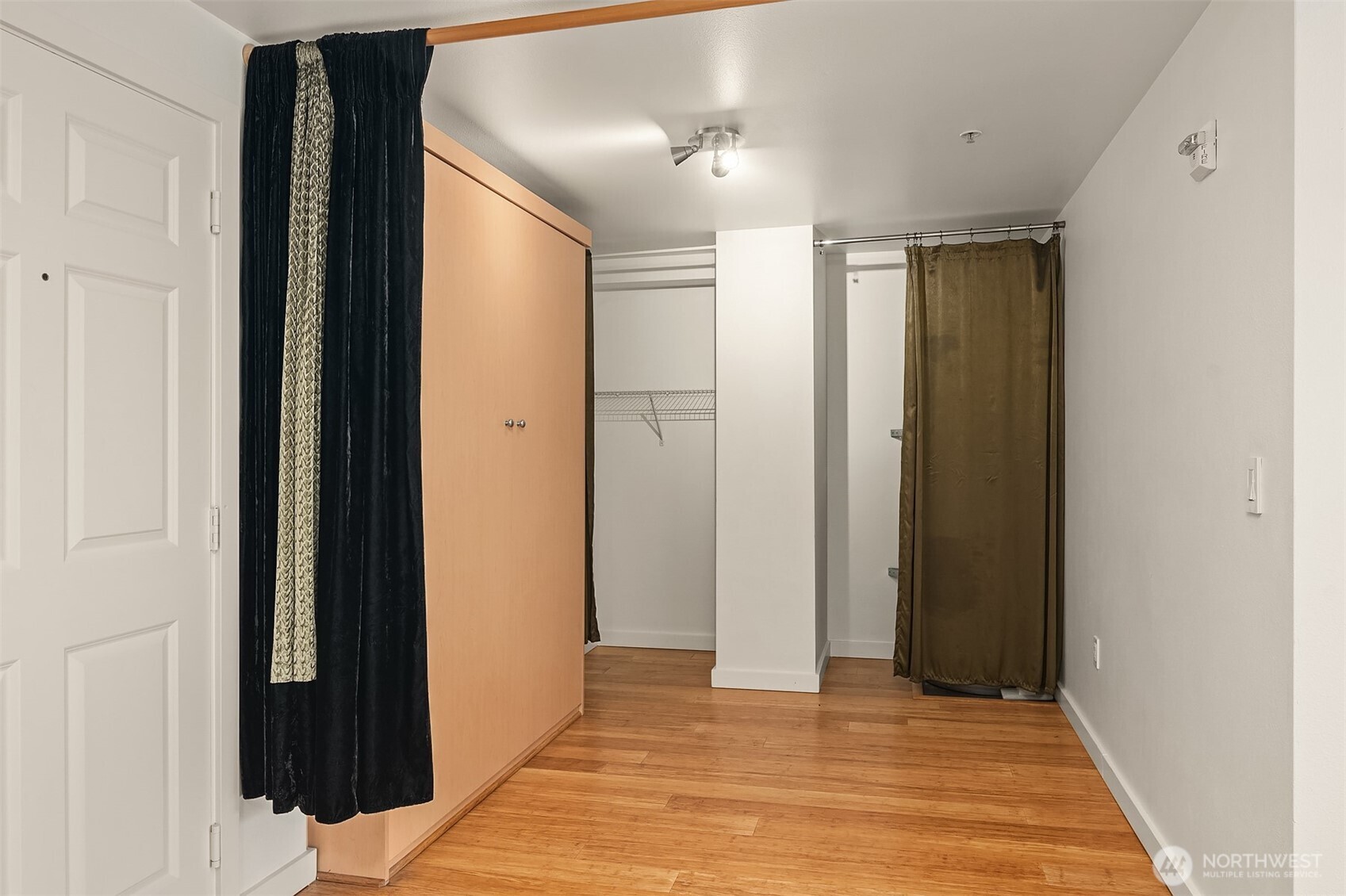 108 5th Avenue S Unit: 217