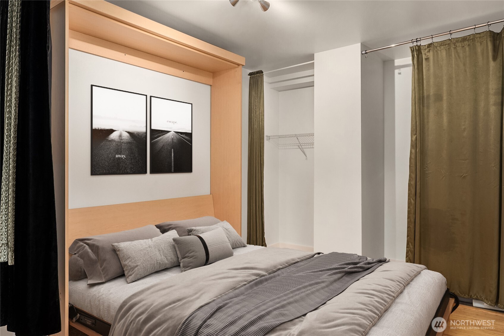 108 5th Avenue S Unit: 217
