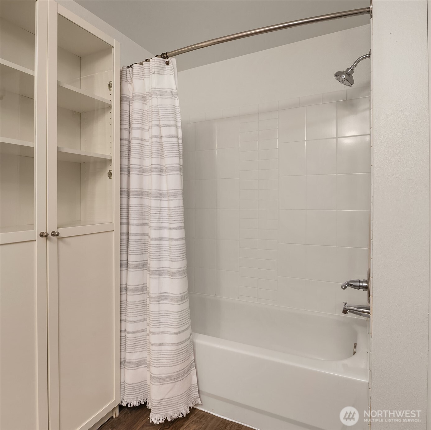 108 5th Avenue S Unit: 217