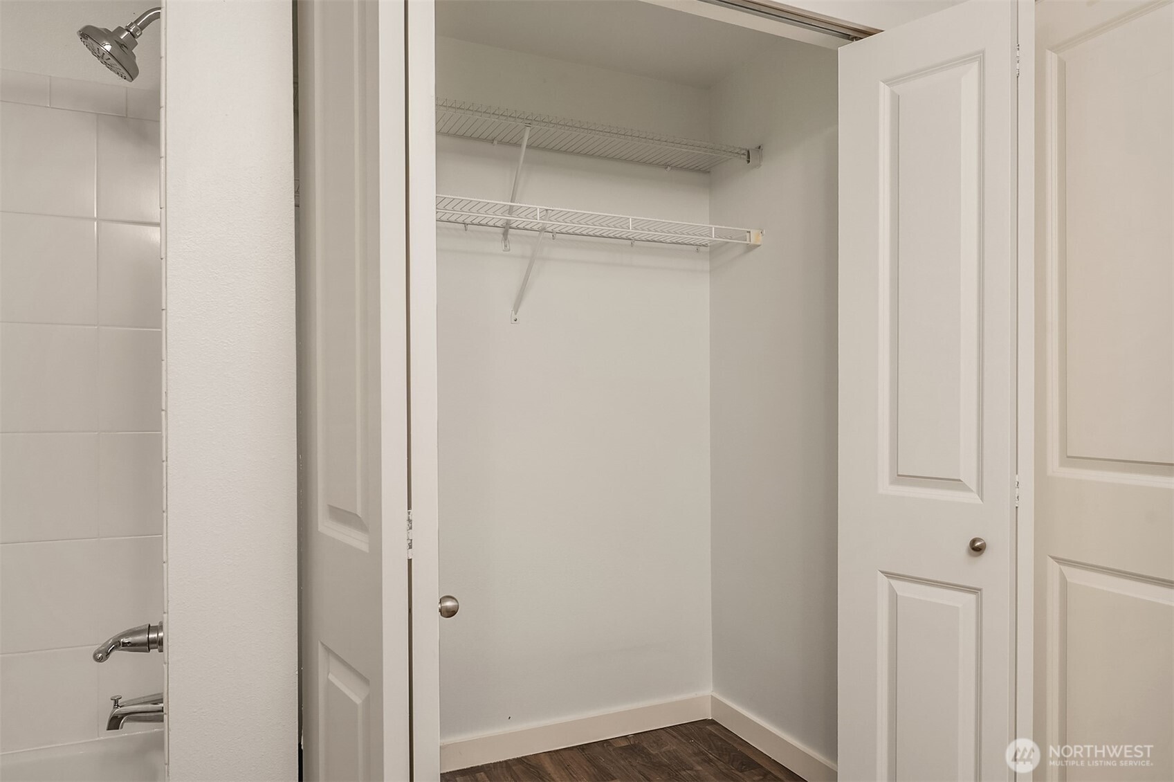 108 5th Avenue S Unit: 217