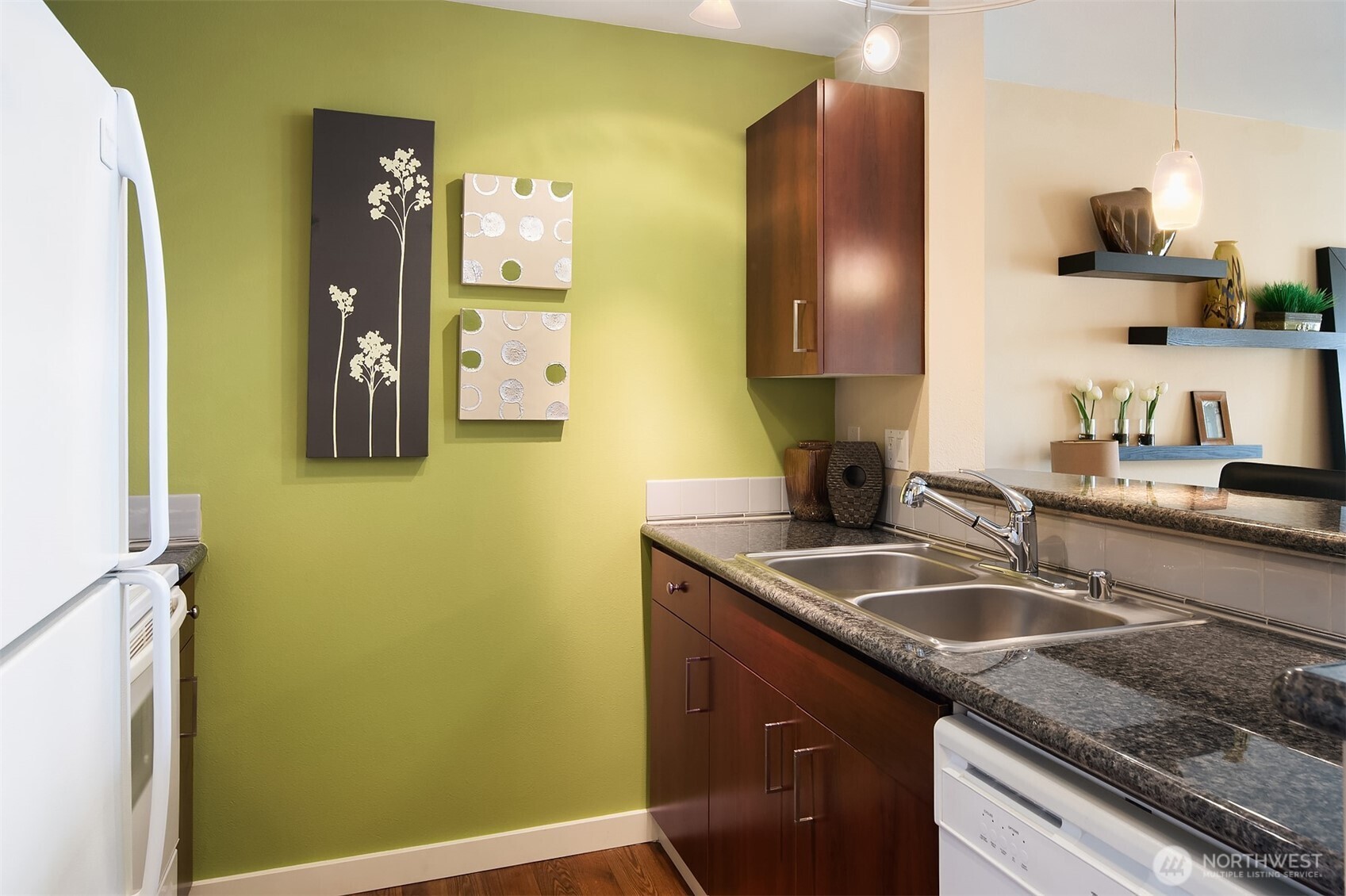 108 5th Avenue S Unit: 719