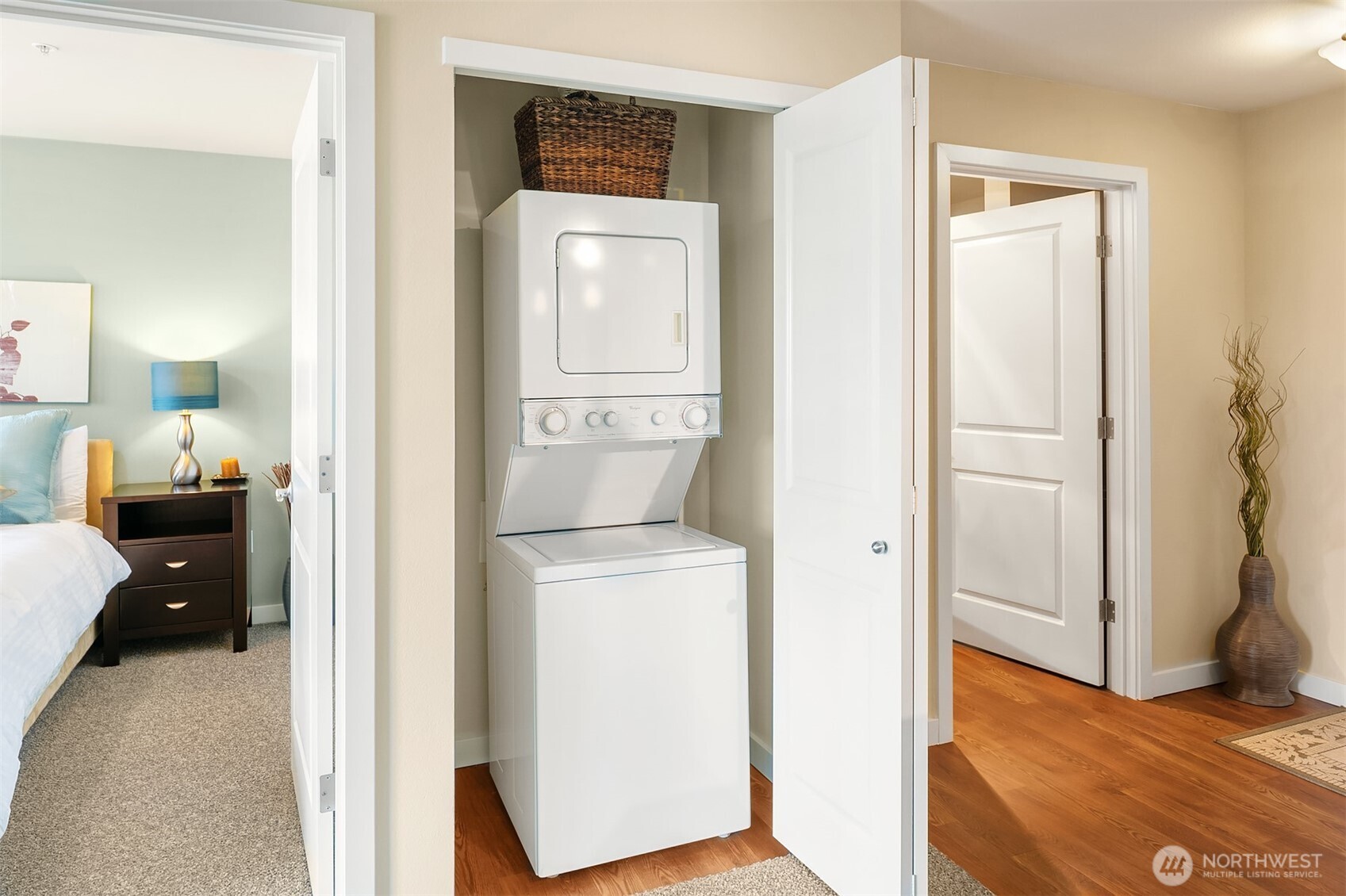 108 5th Avenue S Unit: 719