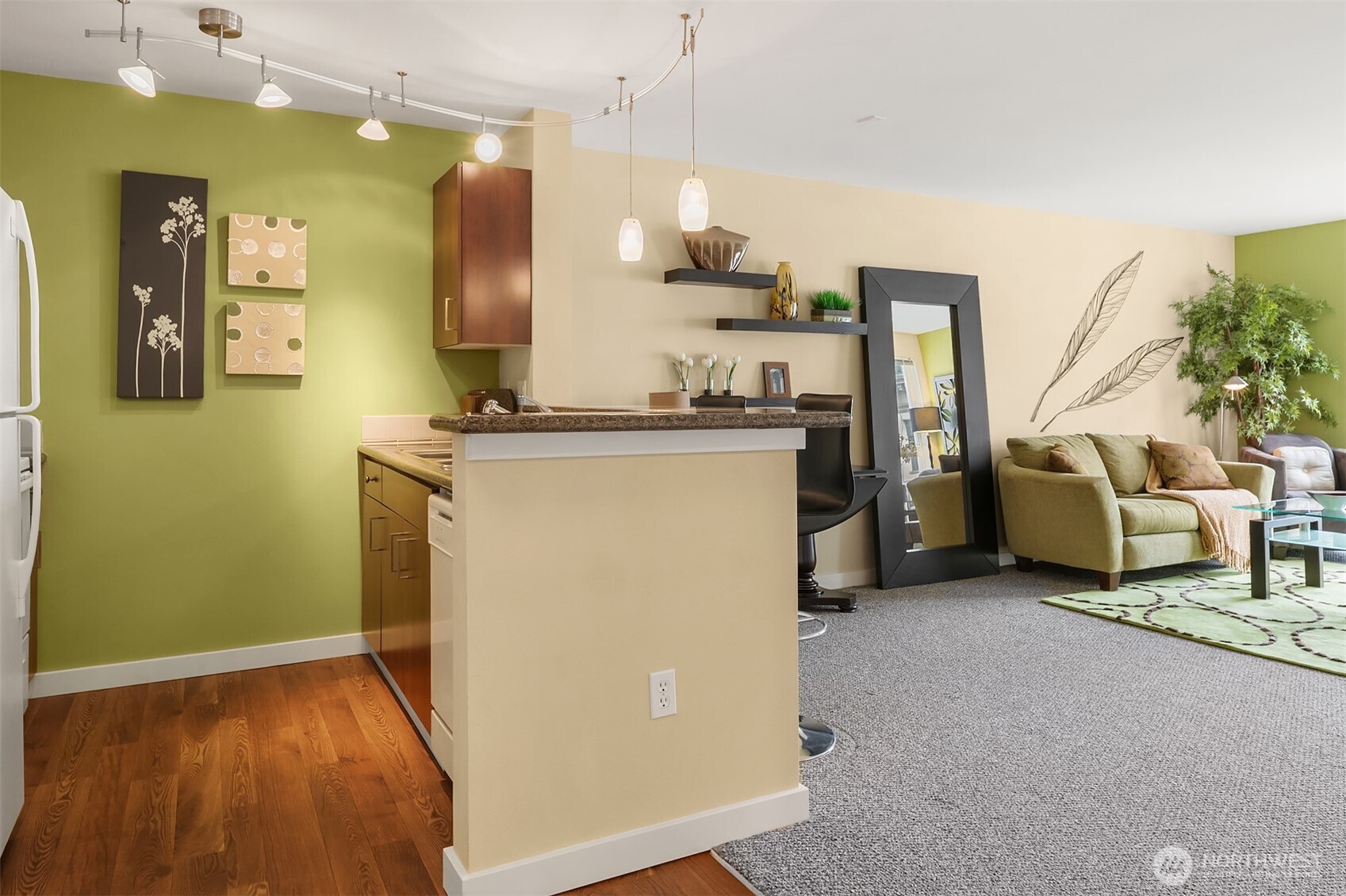 108 5th Avenue S Unit: 719