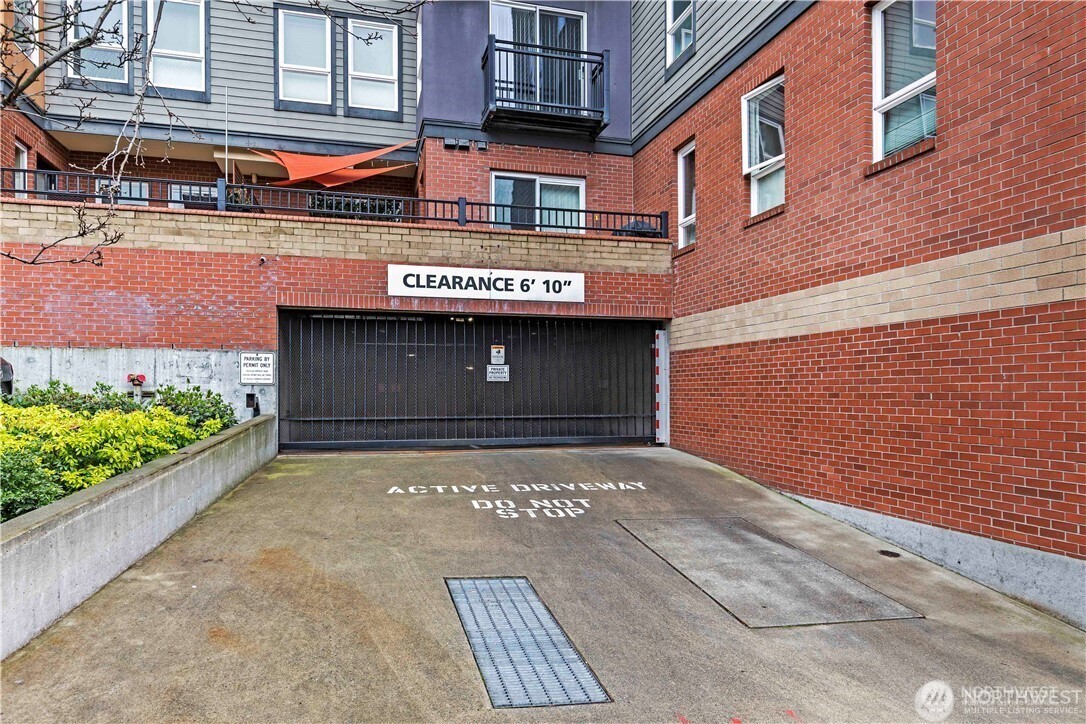 108 5th Avenue S Unit: 719